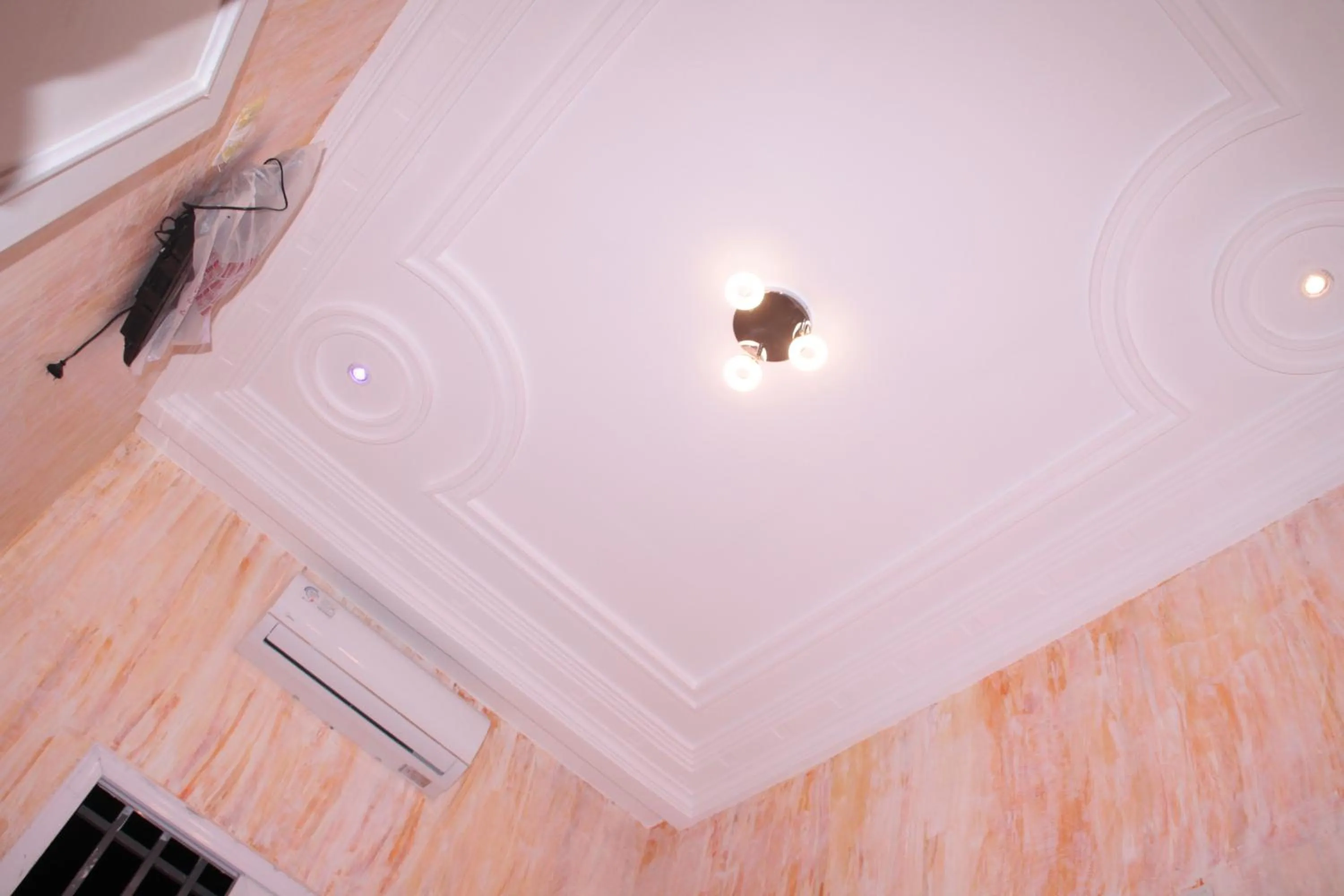 Bedroom in HOTEL-LE-PARISIEN