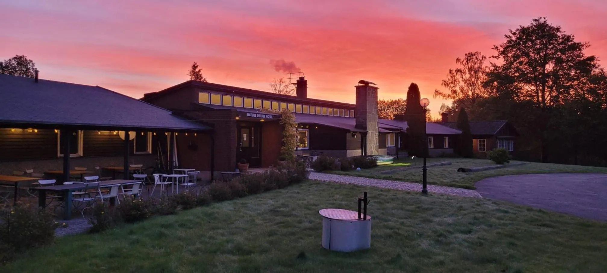 Garden in Nature Shelter Hotel