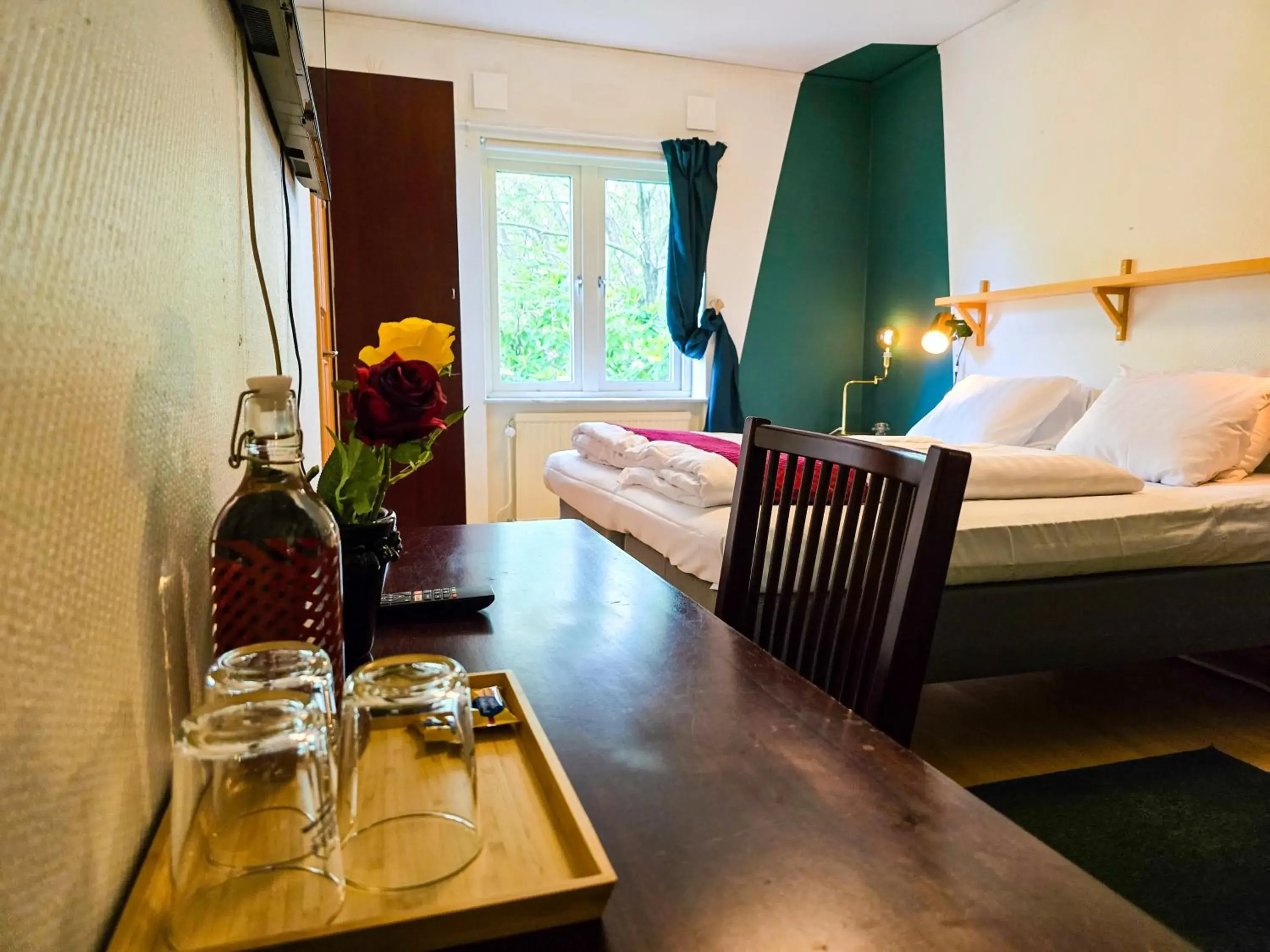 Bedroom, Bed in Nature Shelter Hotel Bedroom, Bed in Nature Shelter Hotel