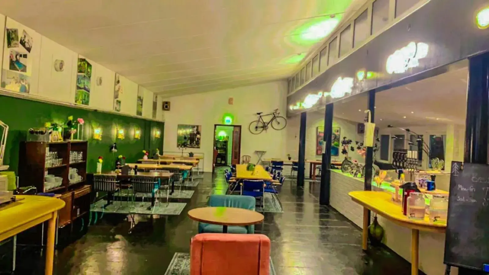 Restaurant/places to eat in Nature Shelter Hotel Restaurant/places to eat in Nature Shelter Hotel