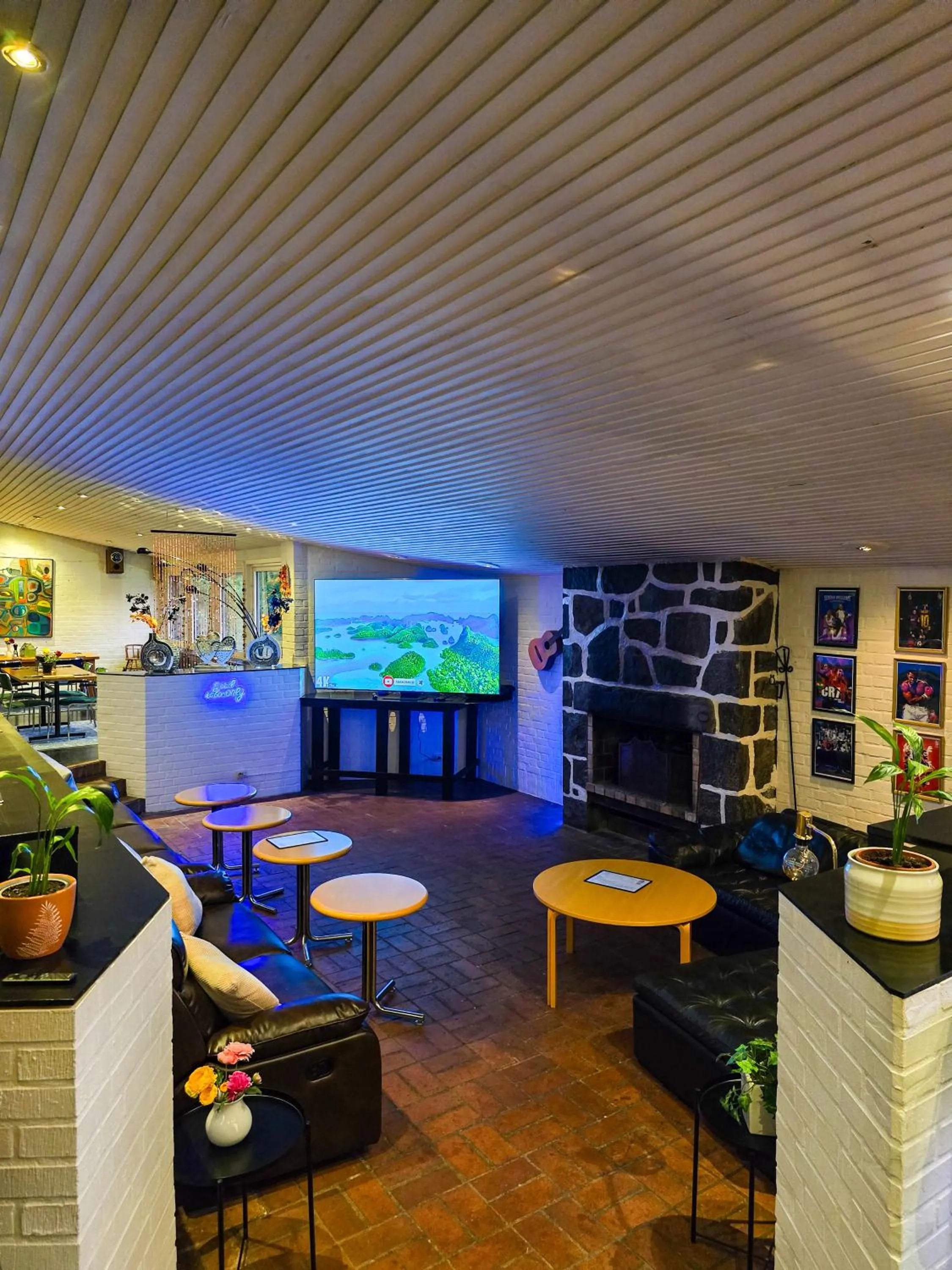 Lounge or bar in Nature Shelter Hotel