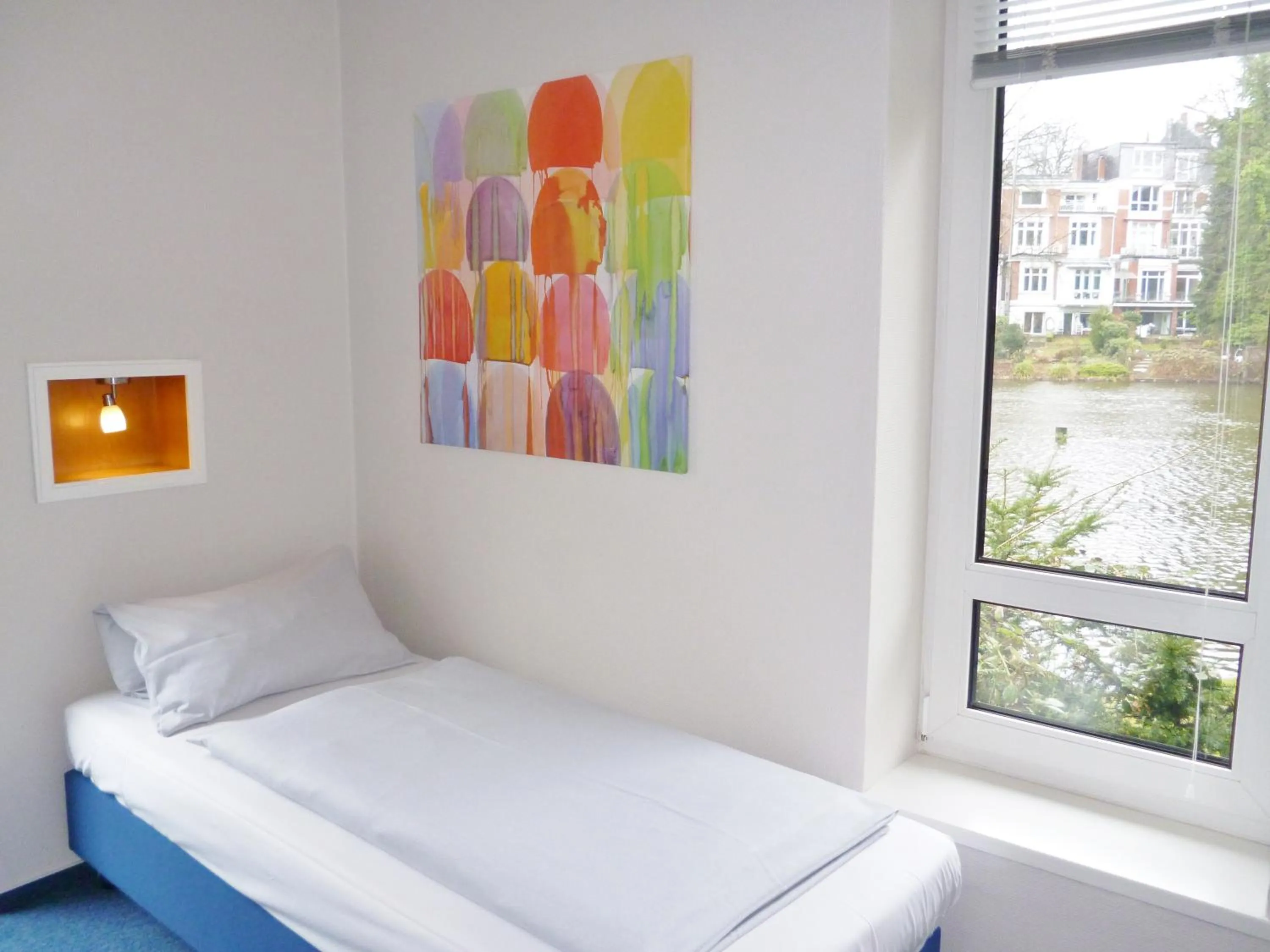 Photo of the whole room, Bed in Hotel Am Mühlenteich