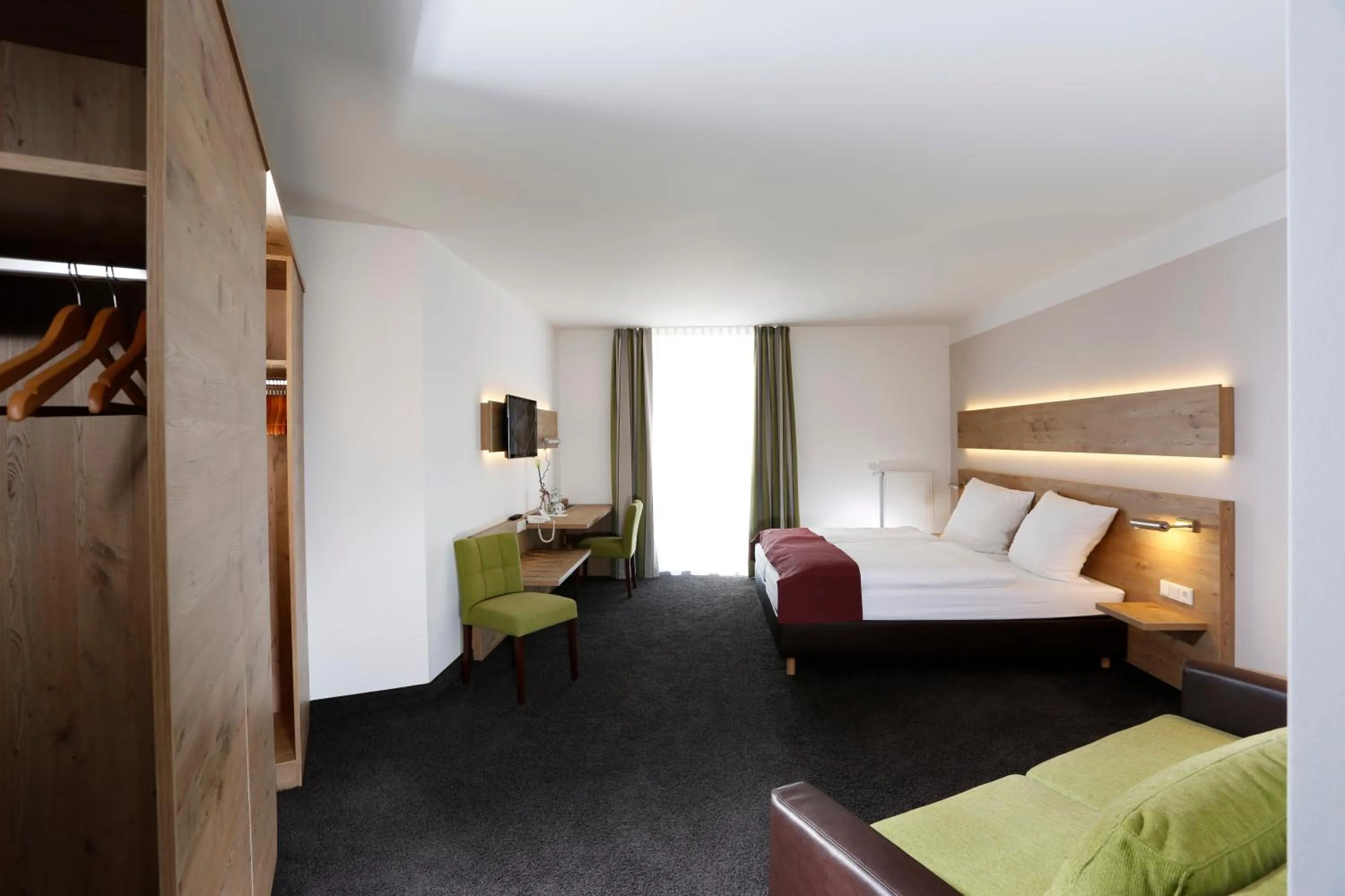 Photo of the whole room, Bed in Hotel Sachsenross