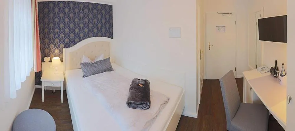 Bed in Hotel Strandvilla Janine