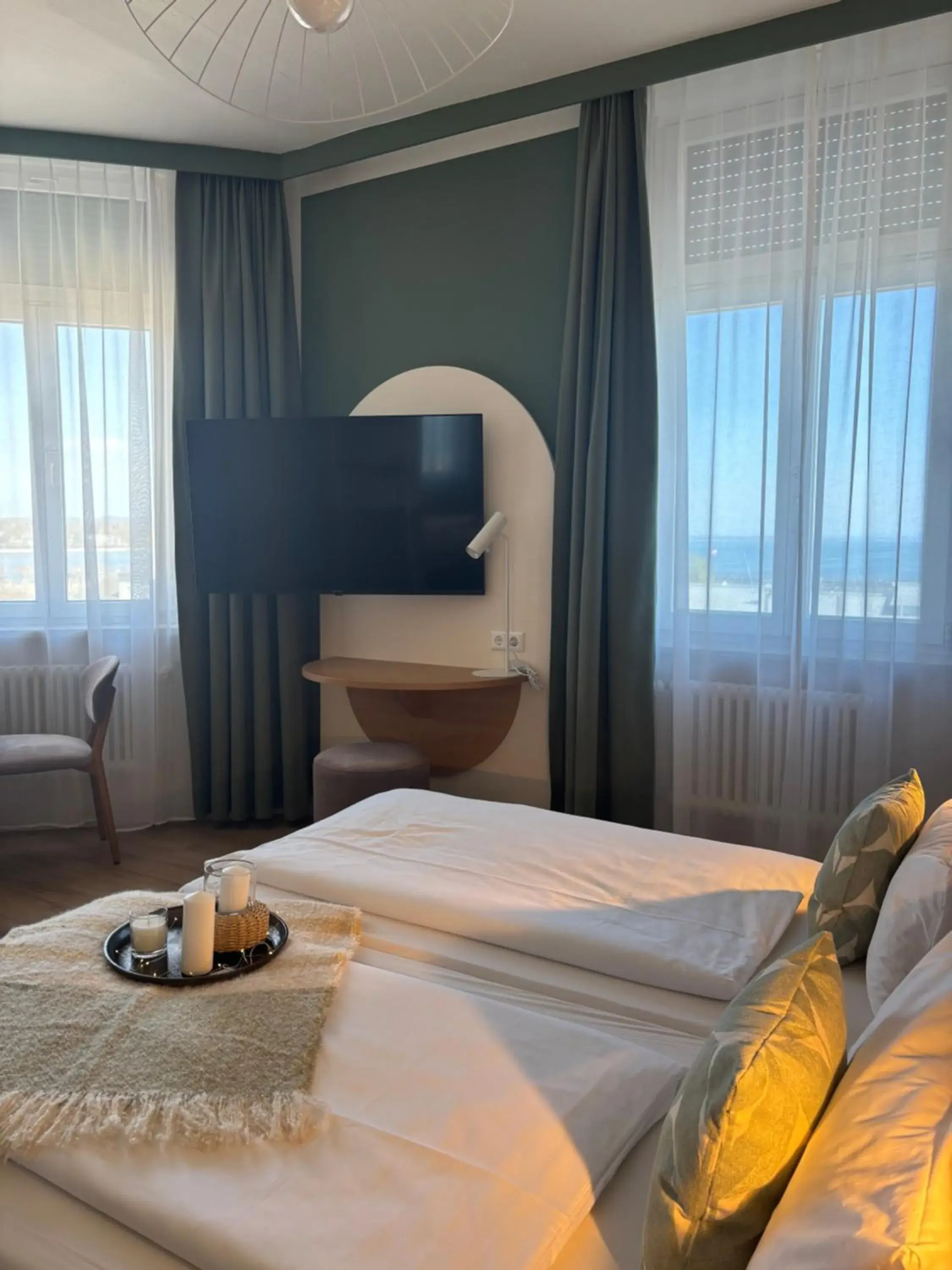 Bed in Gästehaus Centro in Konstanz Bed in Gästehaus Centro in Konstanz