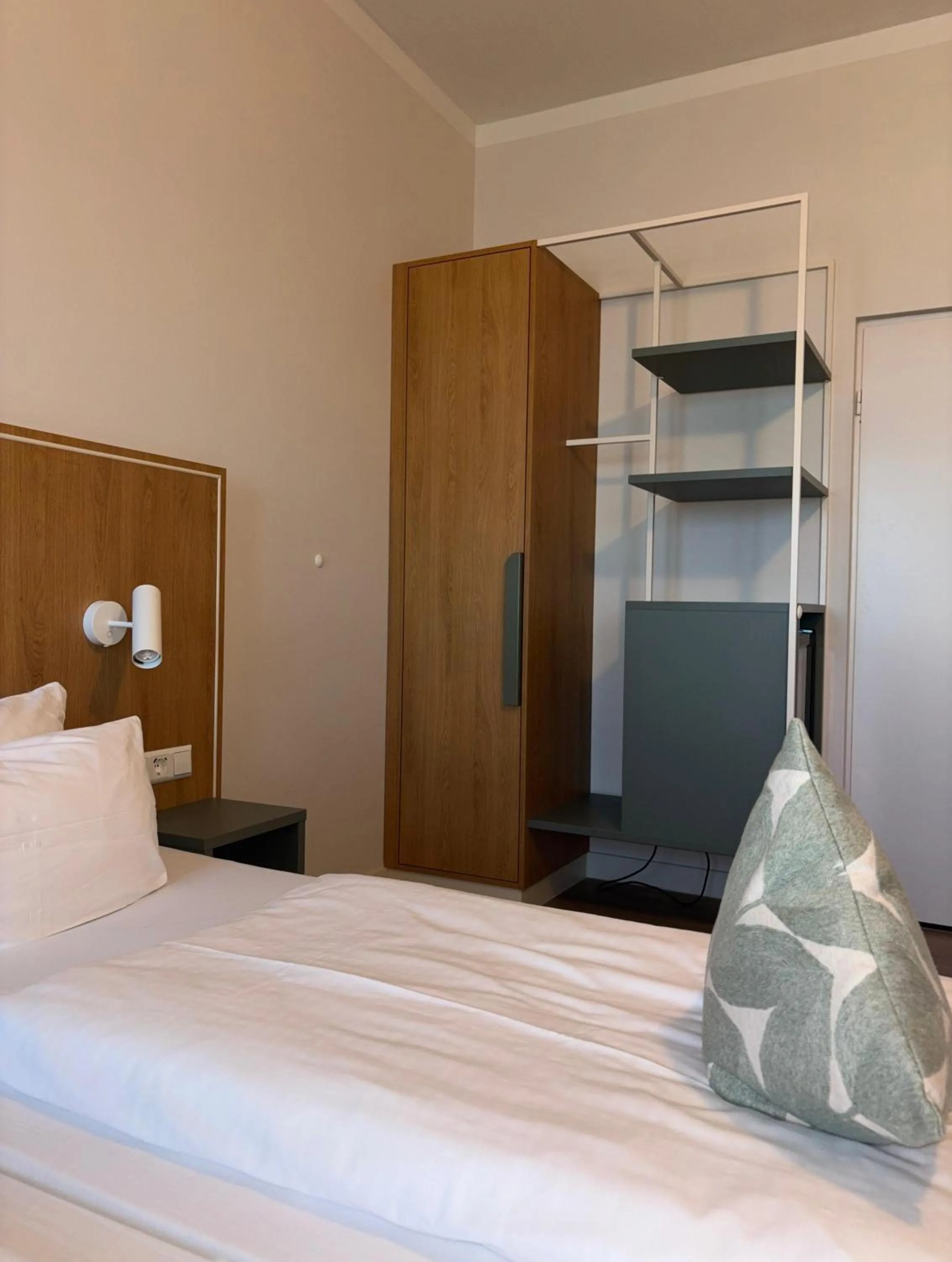 Bed in Gästehaus Centro in Konstanz