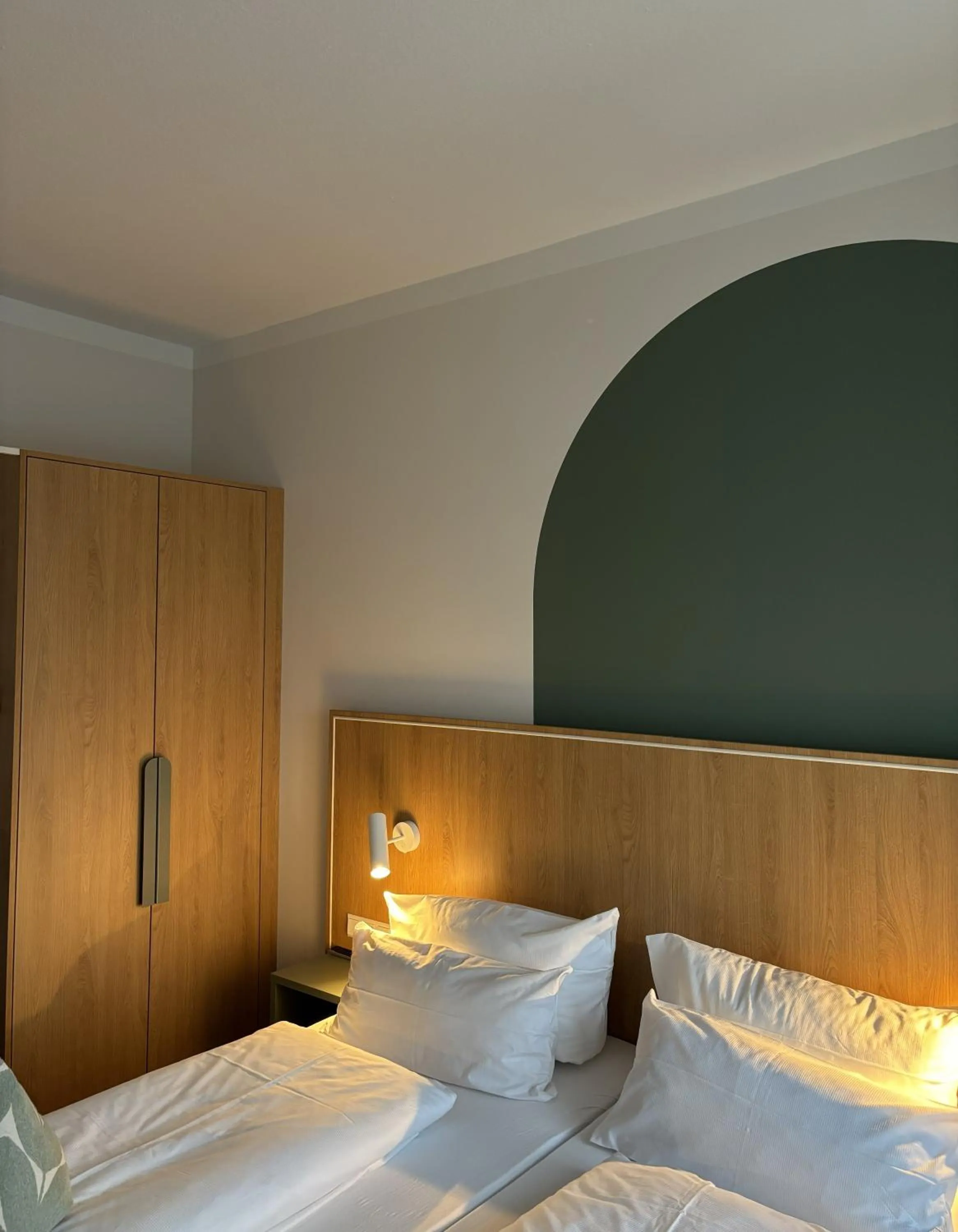 Bed in Gästehaus Centro in Konstanz