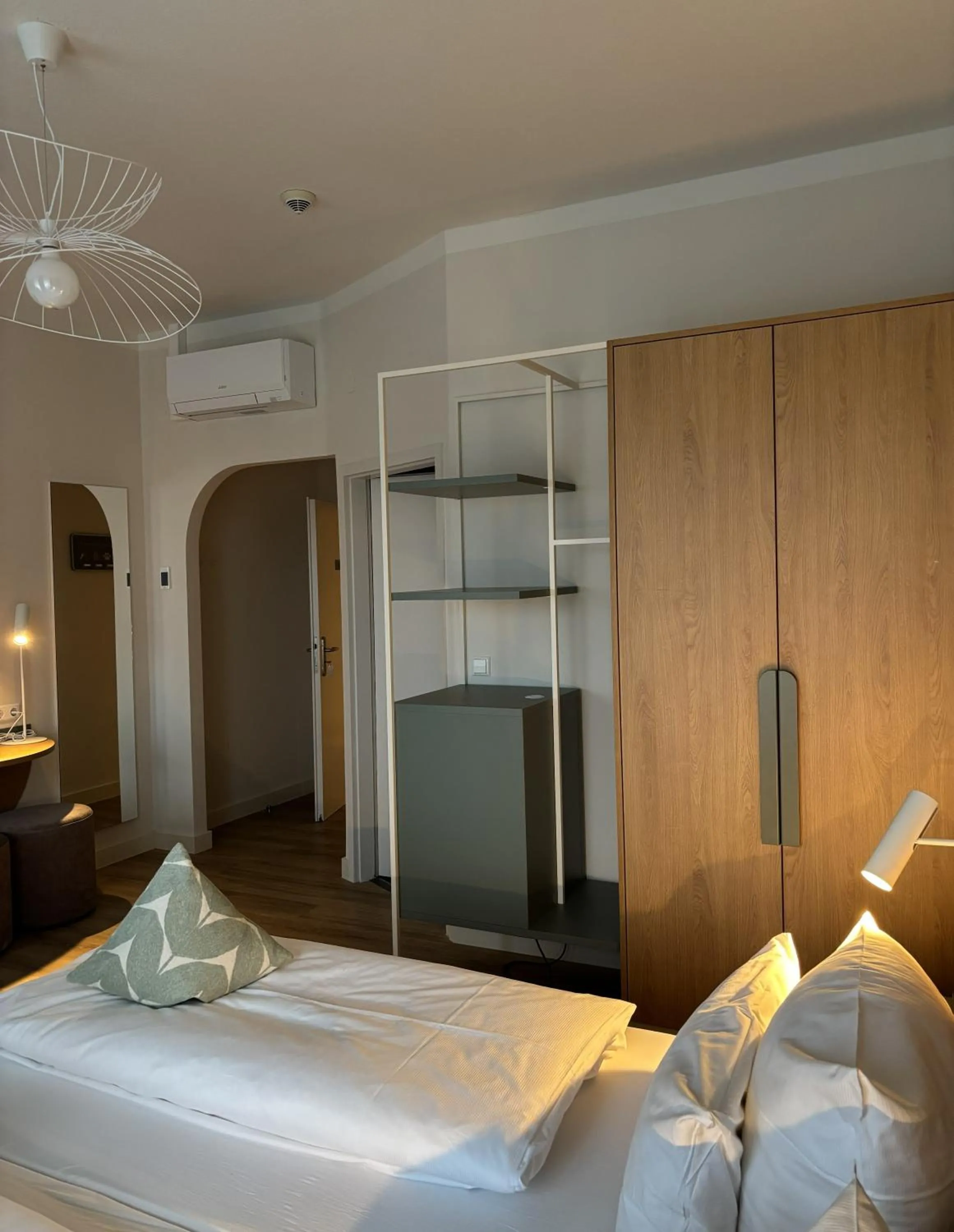 Bed in Gästehaus Centro in Konstanz