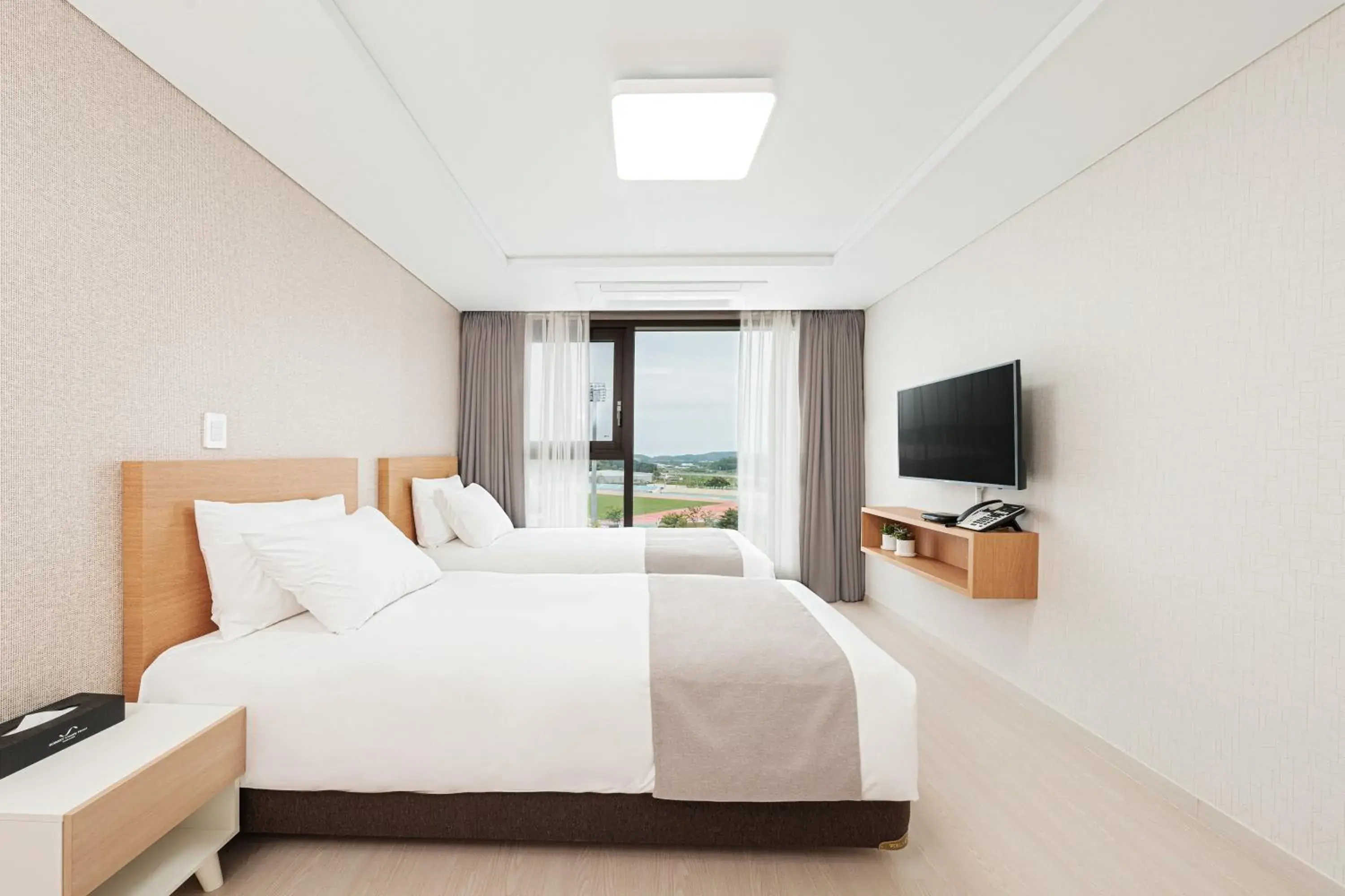 Photo of the whole room in CENTUMMARK Hotel YangYang Photo of the whole room in CENTUMMARK Hotel YangYang