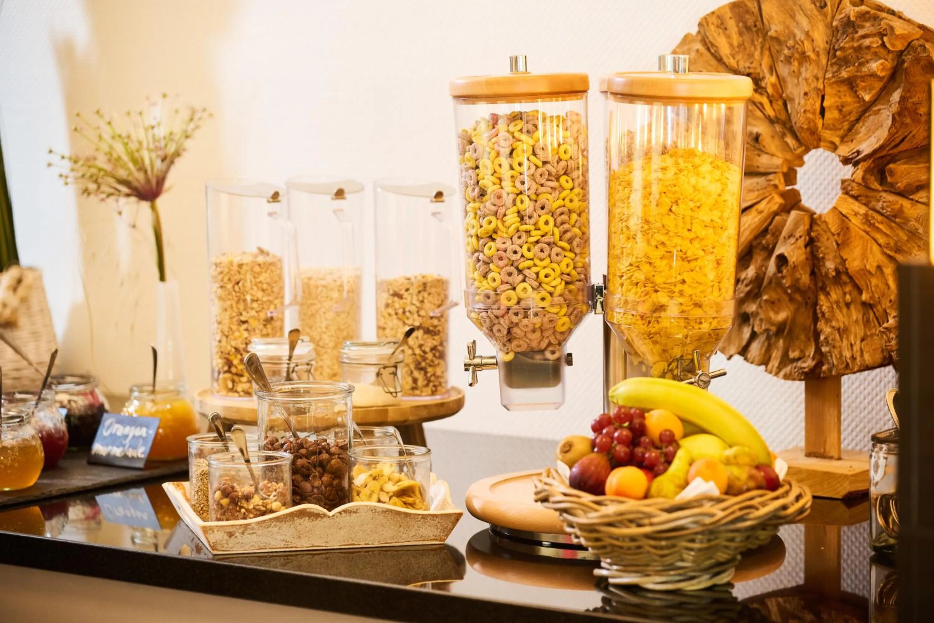 Breakfast in Villa Beachside