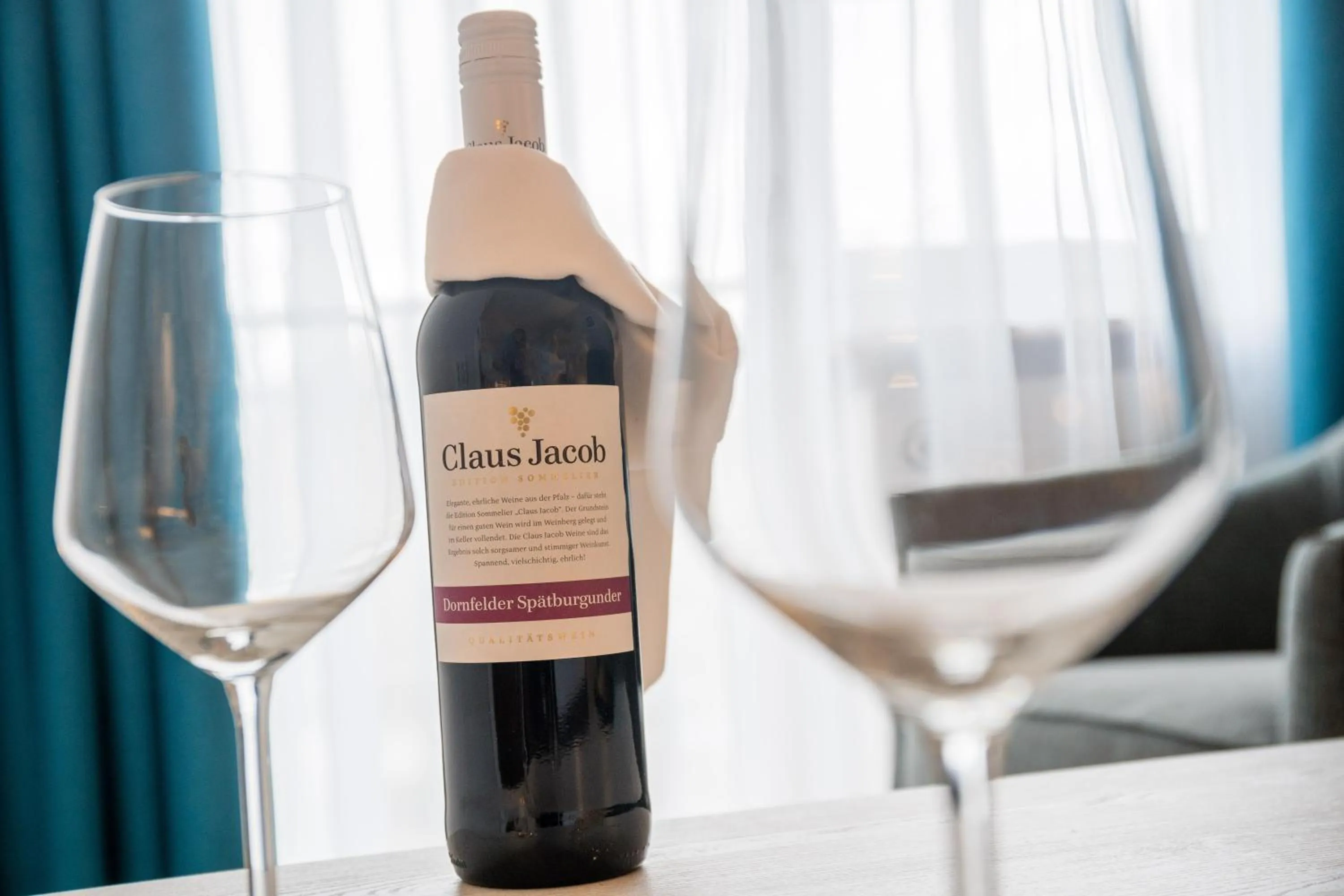 Alcoholic drinks in Villa Beachside