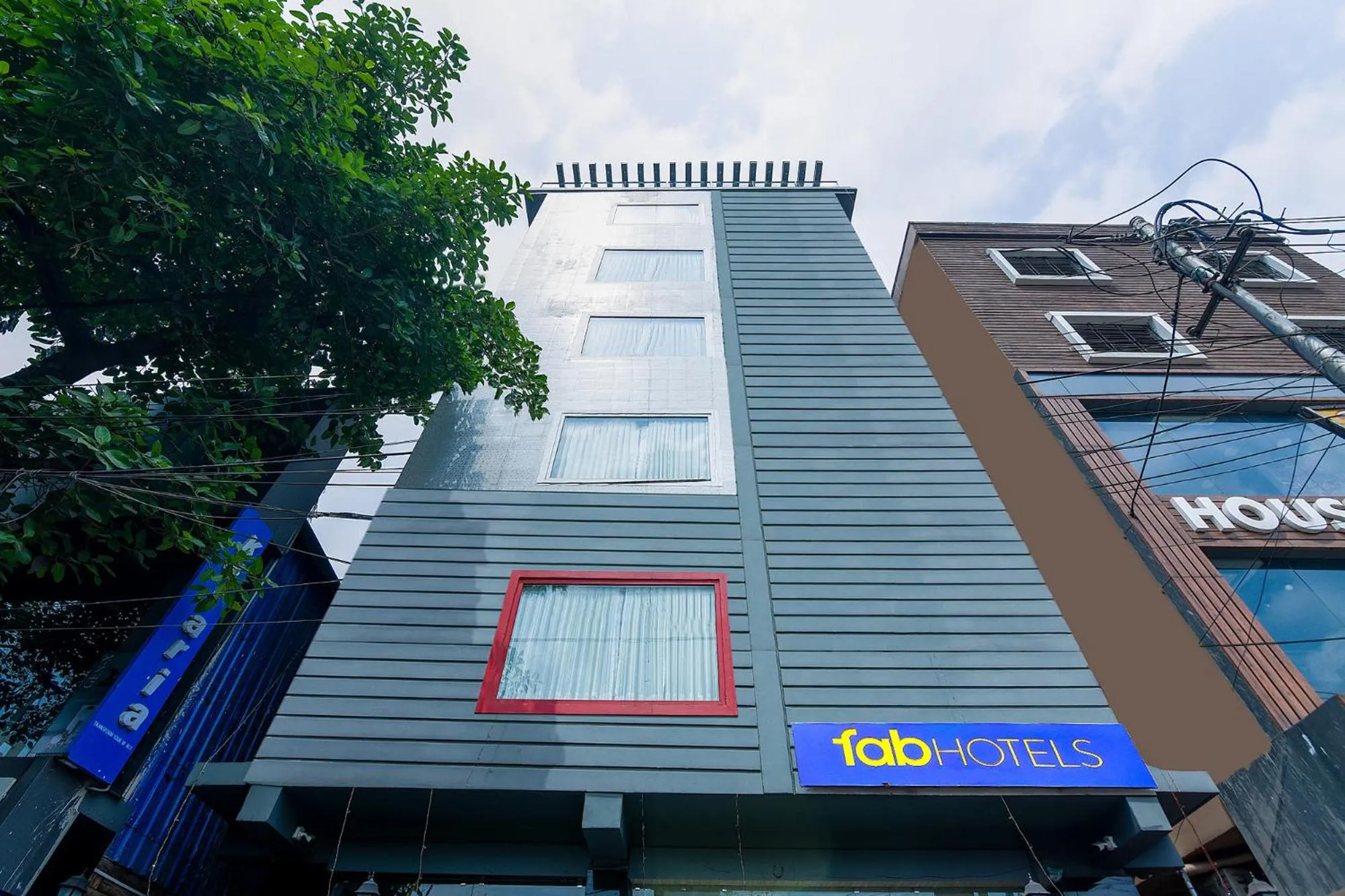 Facade/entrance in FabHotel Clive Regency Lovelock - Nr Kolkata Airport