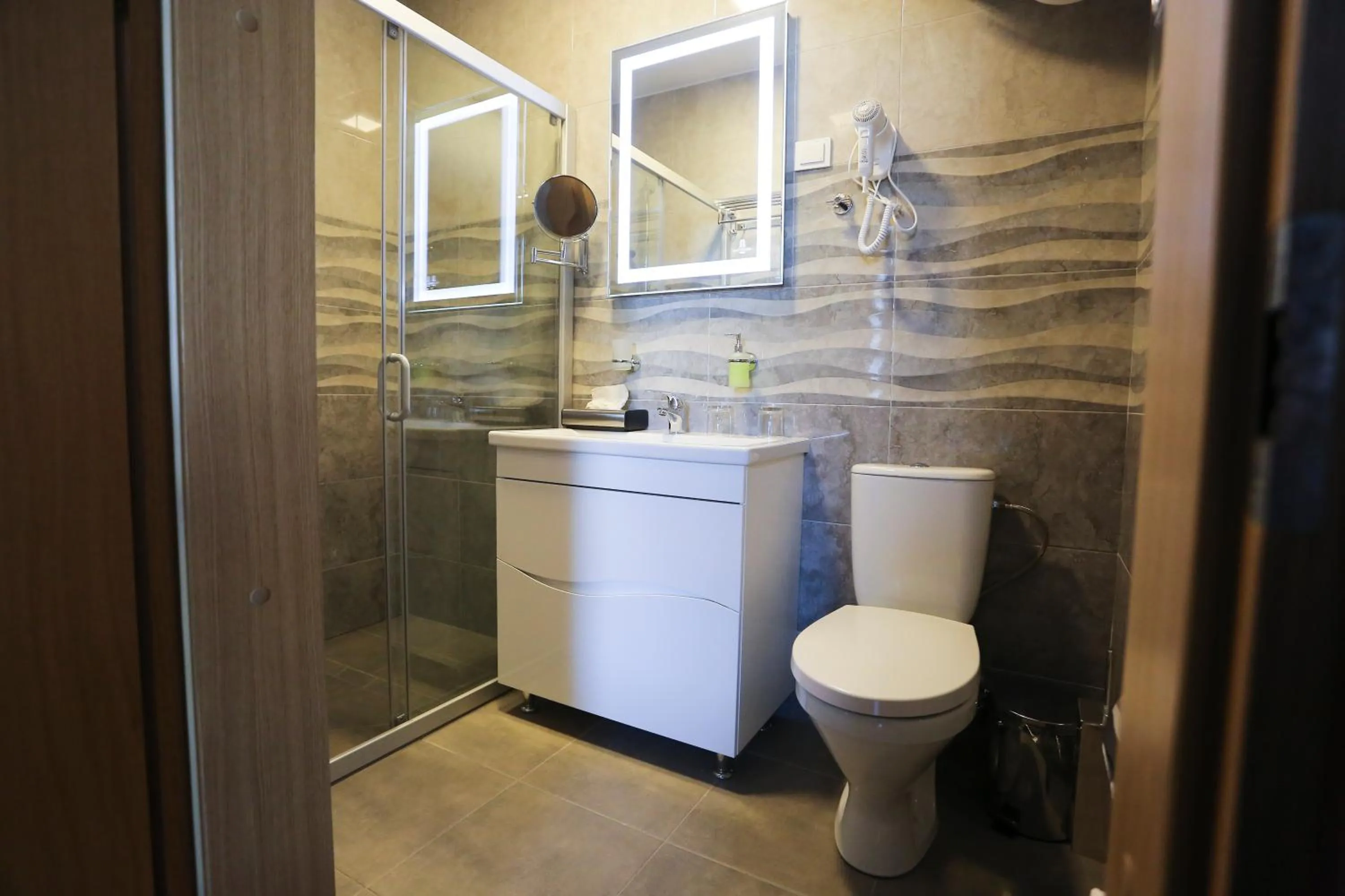 Bathroom in Hotel Jonapolis