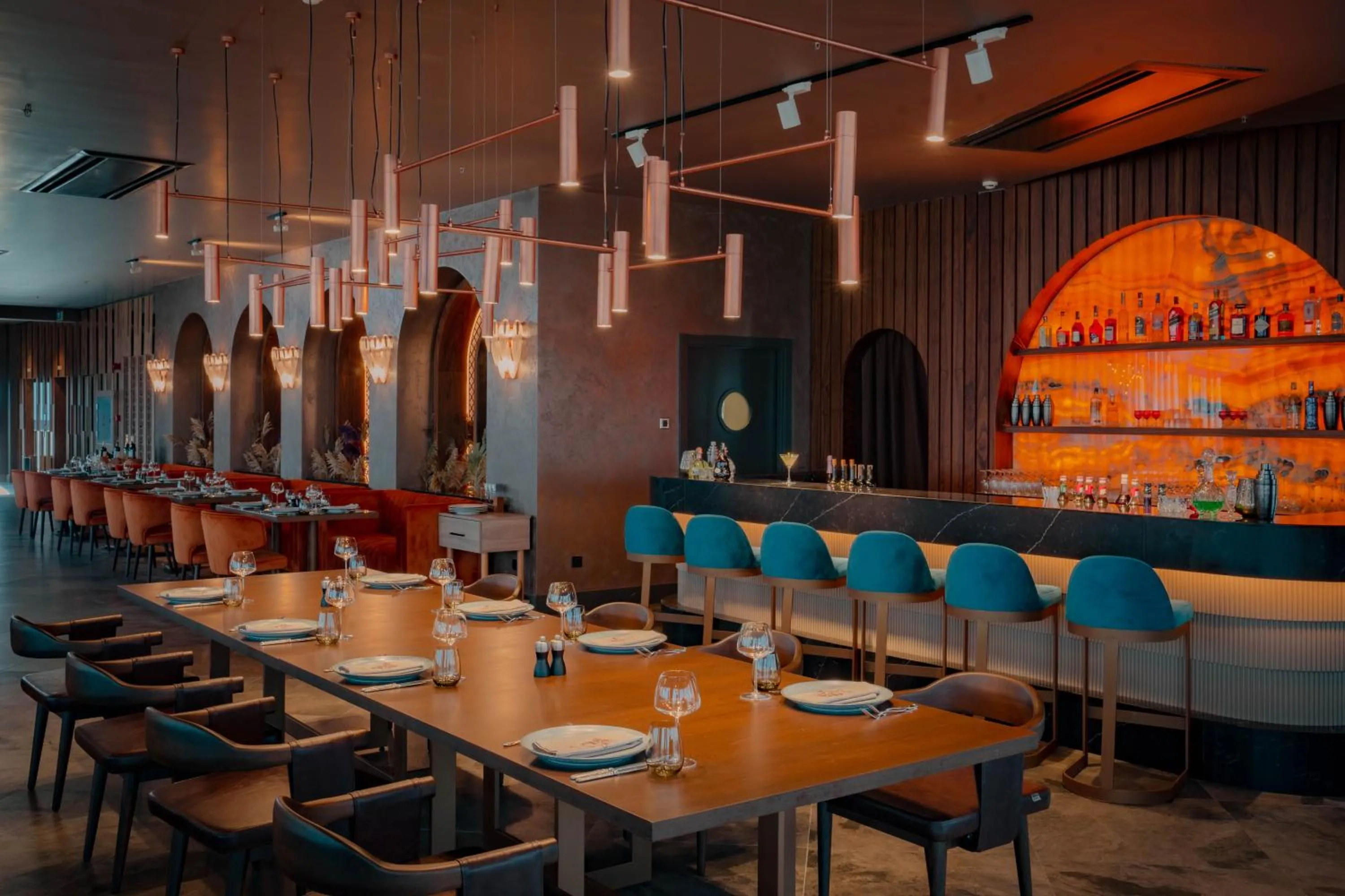 Restaurant/places to eat in Liu Resorts