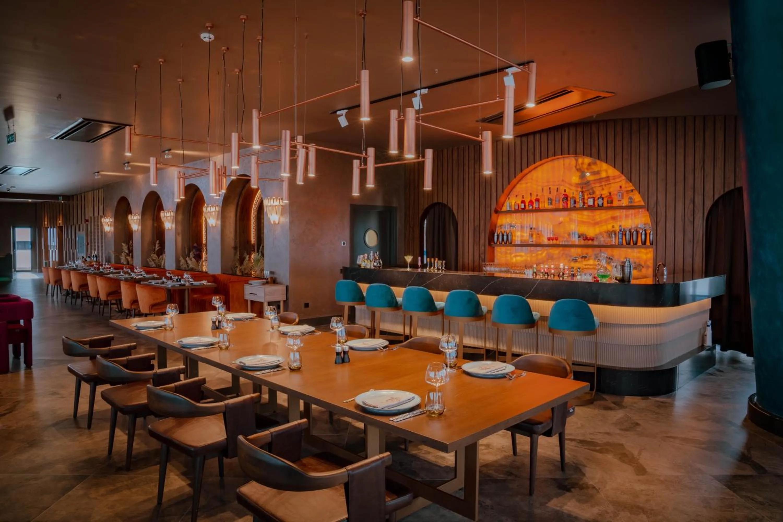 Restaurant/places to eat in Liu Resorts