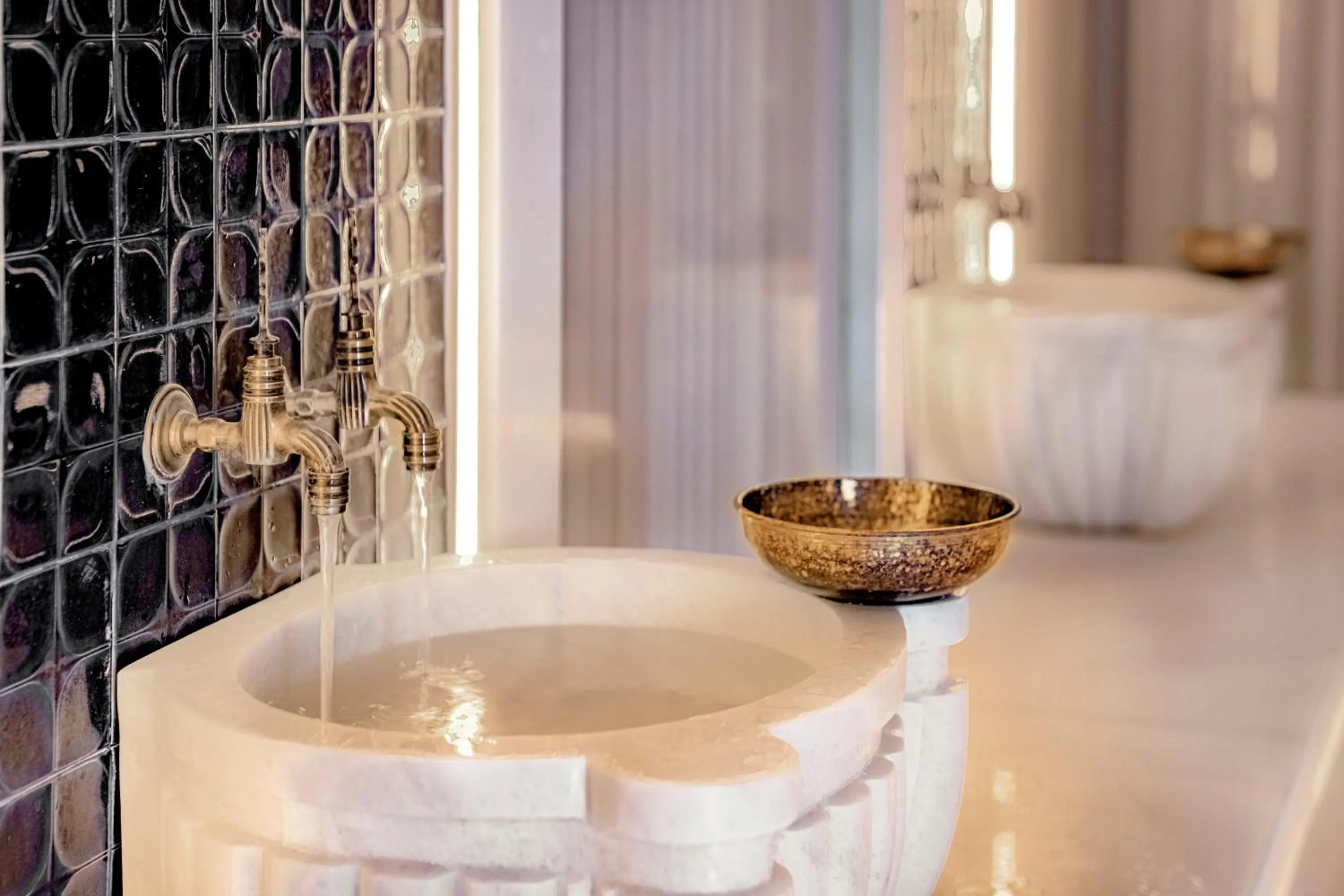 Massage in Liu Resorts