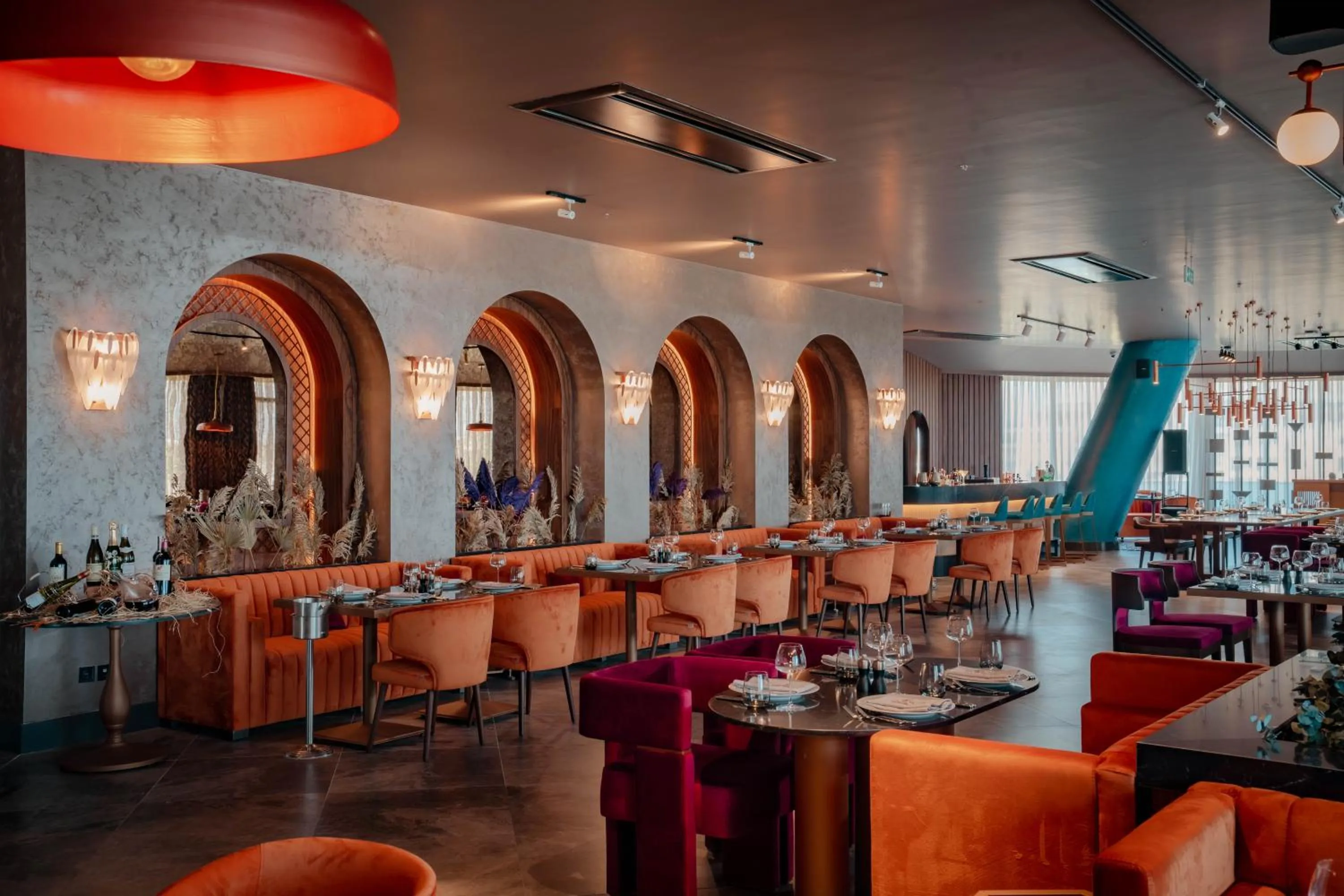 Restaurant/places to eat in Liu Resorts