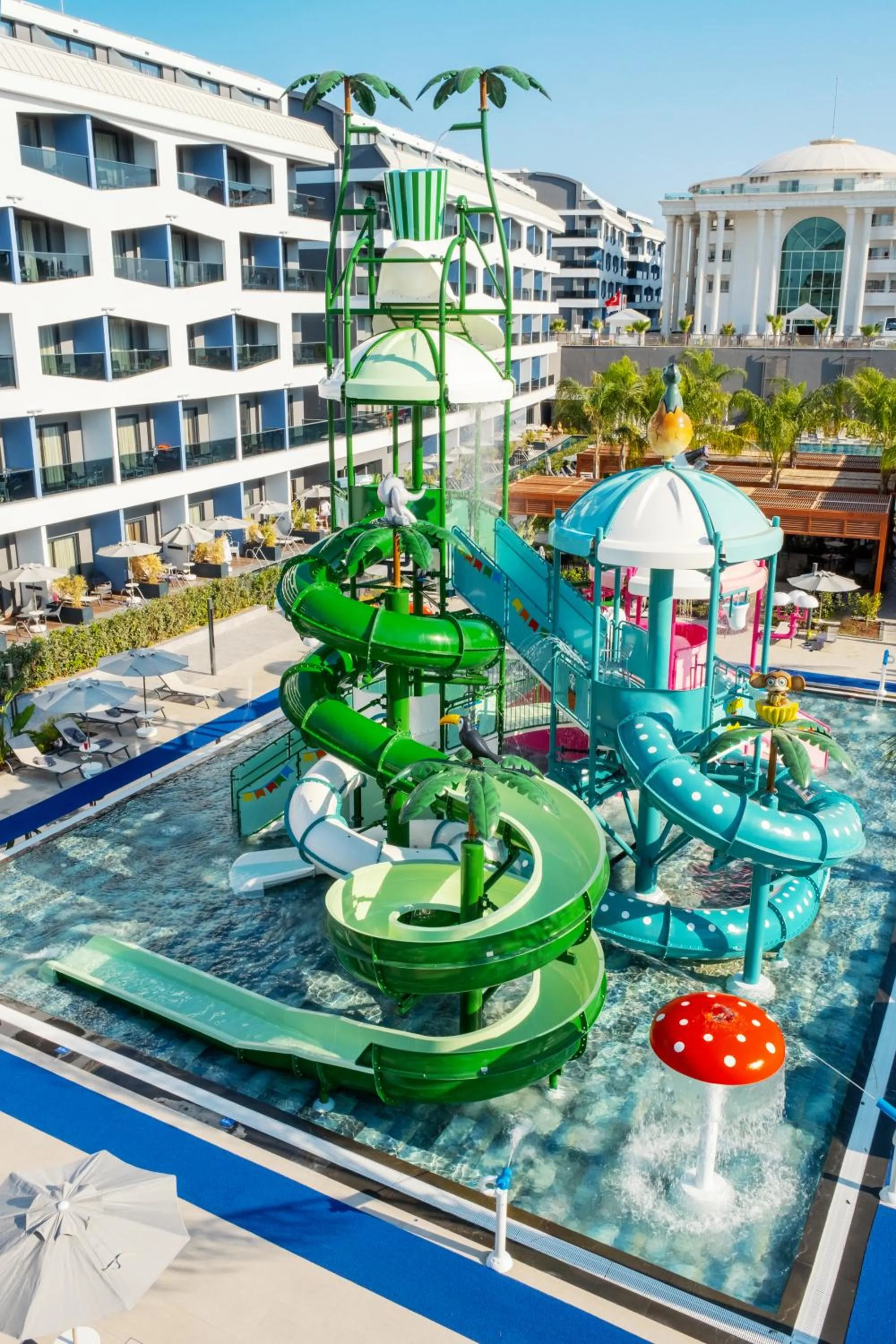Aqua park in Liu Resorts