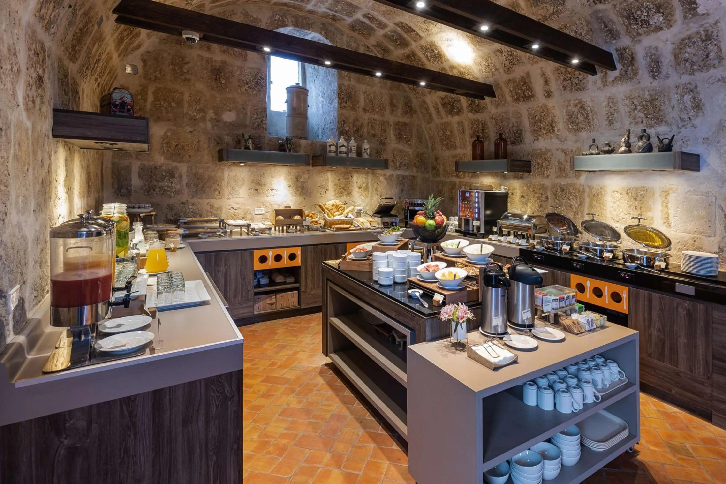 Breakfast in Hampton by Hilton Arequipa