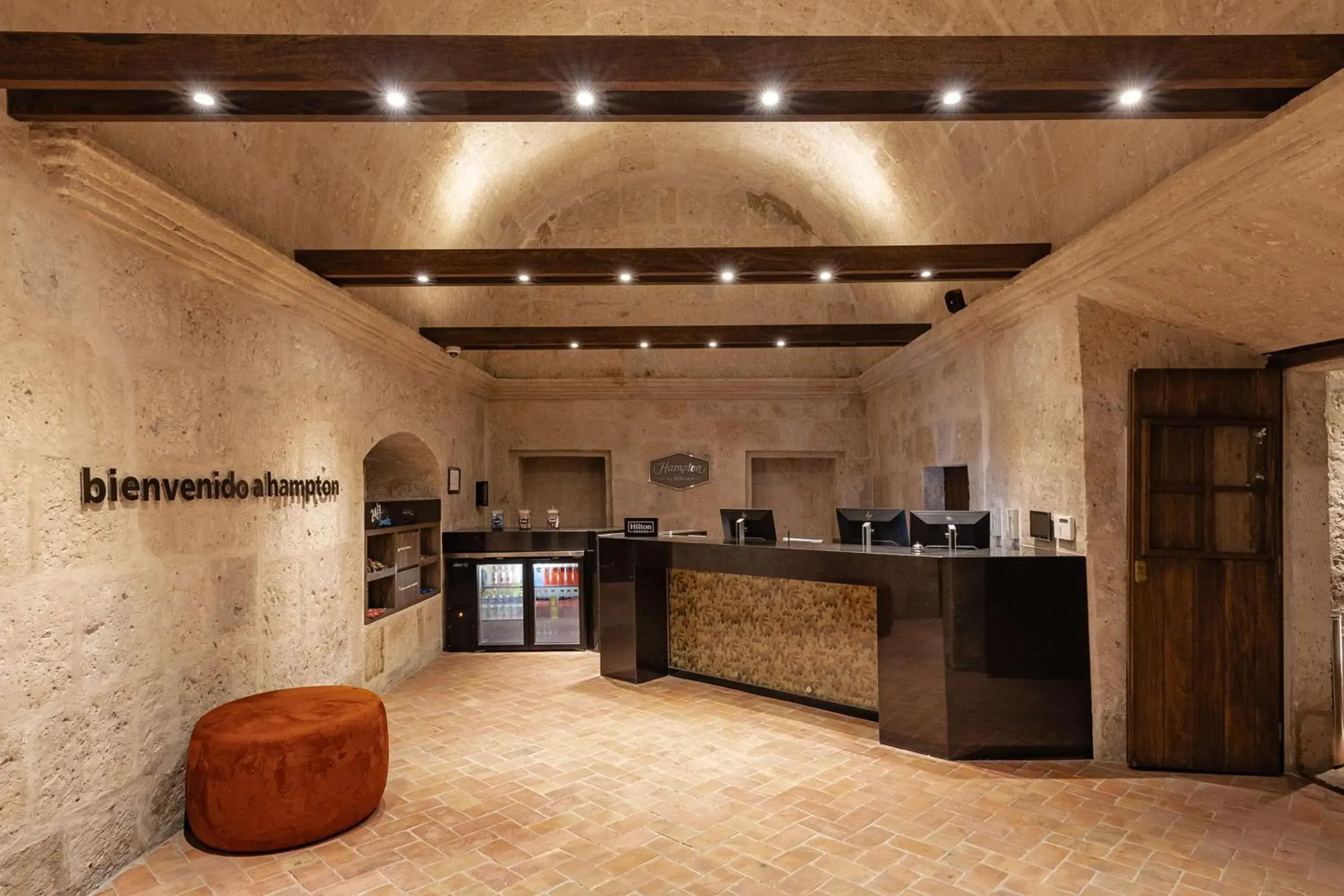 Lobby or reception in Hampton by Hilton Arequipa Lobby or reception in Hampton by Hilton Arequipa