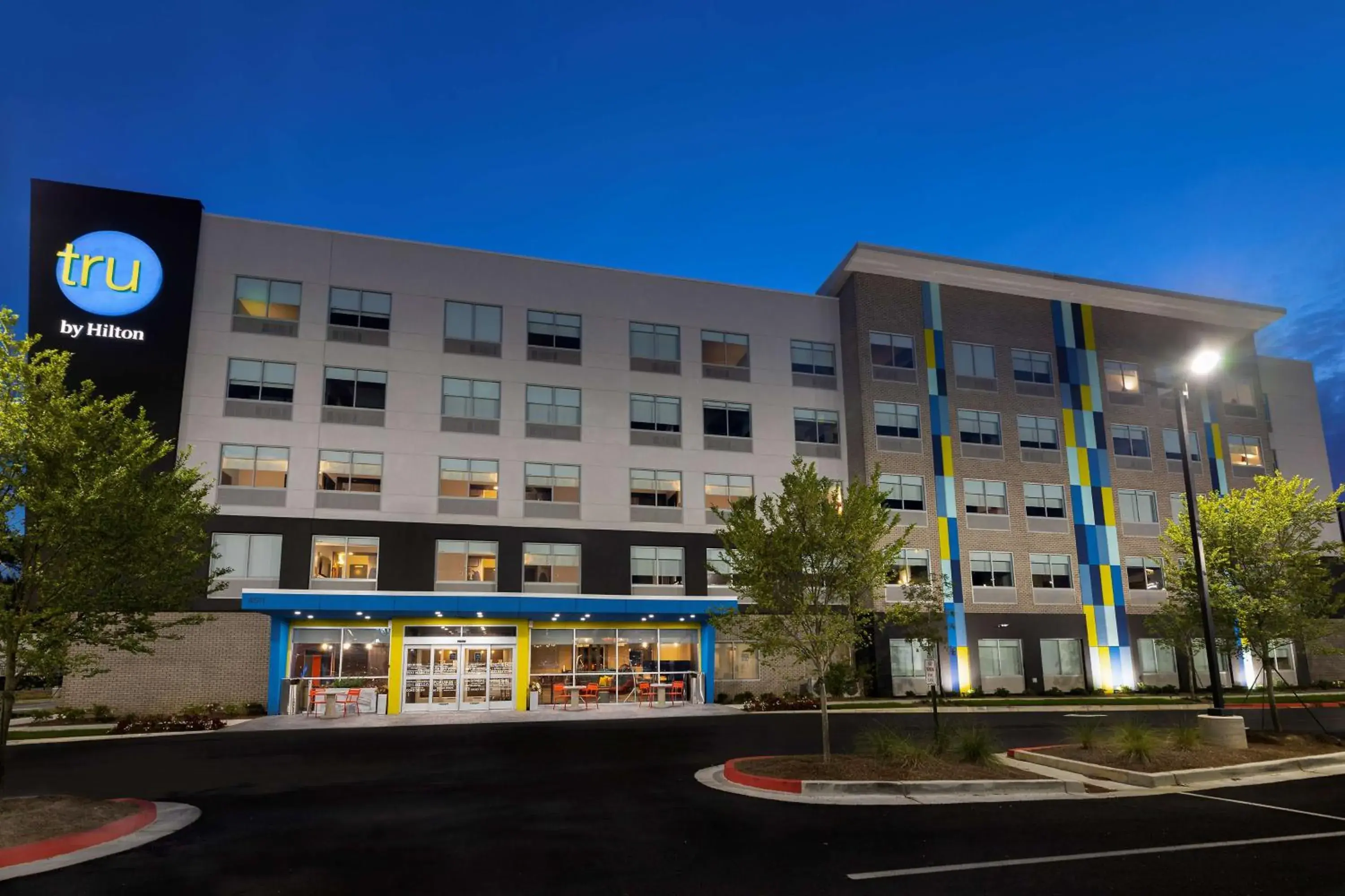 Tru By Hilton Atlanta Galleria Ballpark, GA Tru By Hilton Atlanta Galleria Ballpark, GA