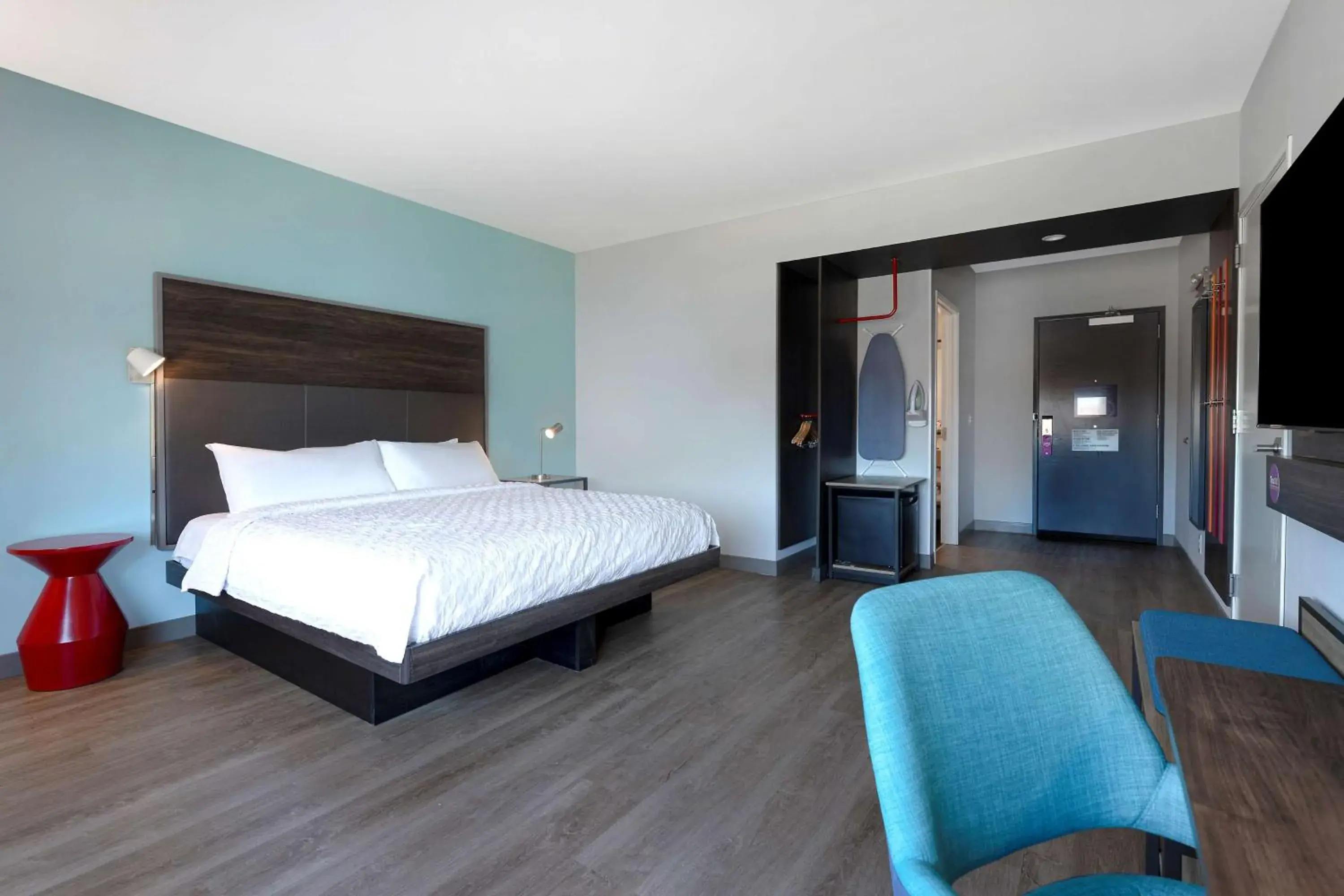 Bedroom, Bed in Tru By Hilton Atlanta Galleria Ballpark, GA Bedroom, Bed in Tru By Hilton Atlanta Galleria Ballpark, GA