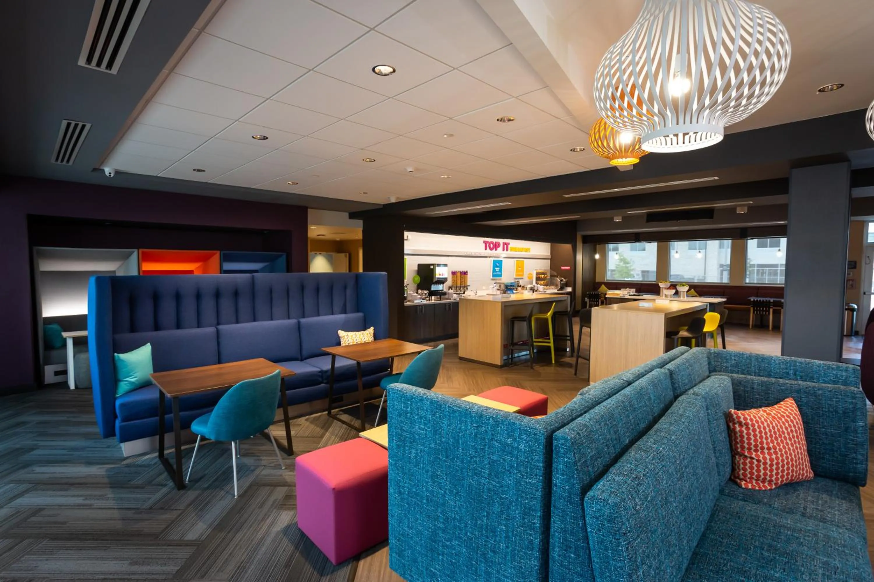 Lobby or reception in Tru by Hilton Pflugerville, TX