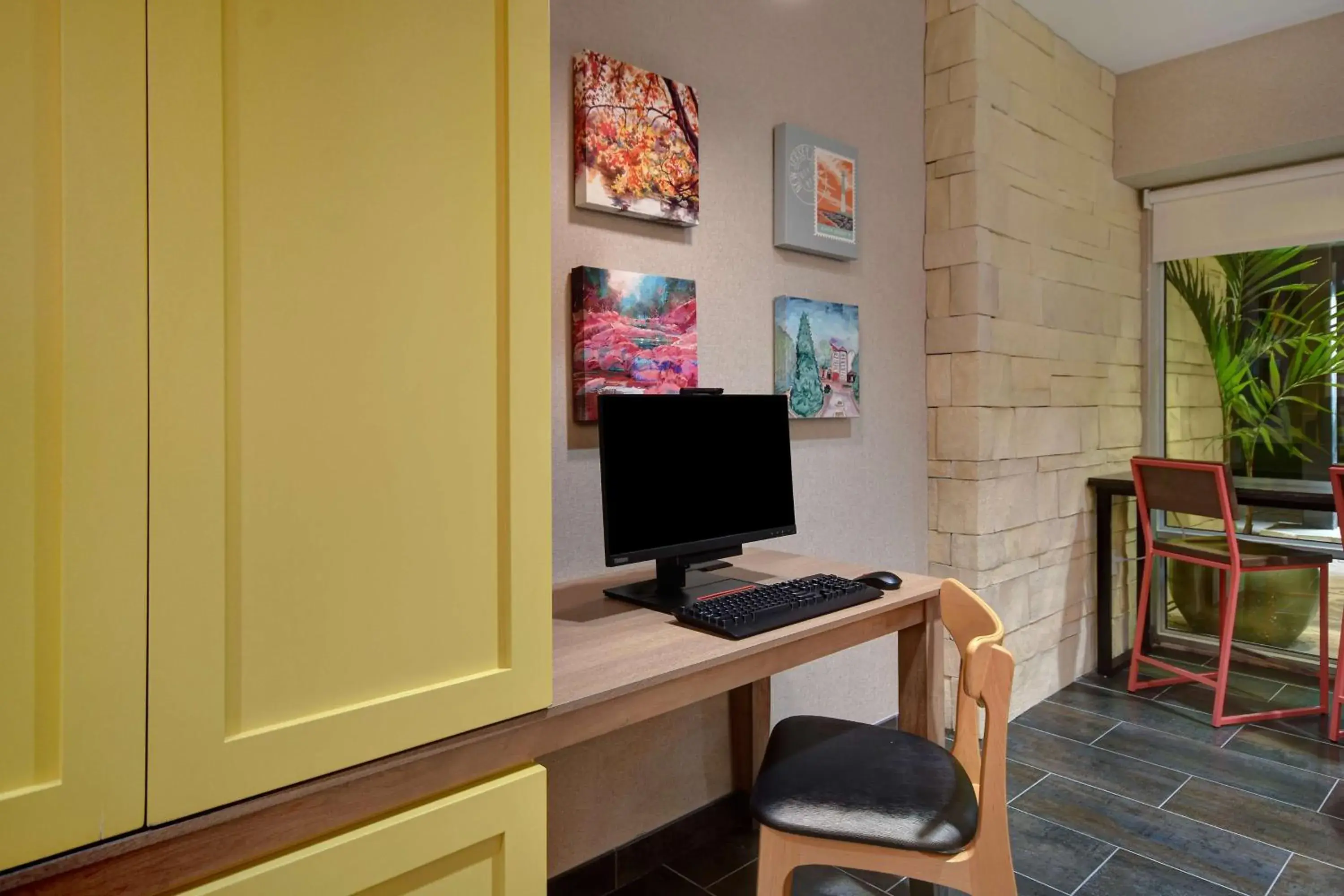 Lobby or reception in Home2 Suites East Hanover, NJ Lobby or reception in Home2 Suites East Hanover, NJ