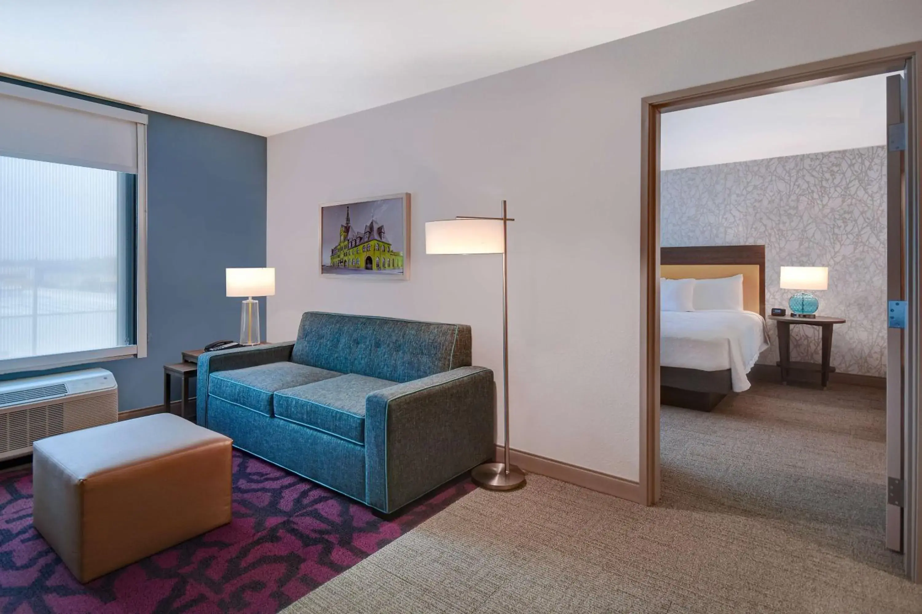 Living room, Bed in Home2 Suites East Hanover, NJ Living room, Bed in Home2 Suites East Hanover, NJ