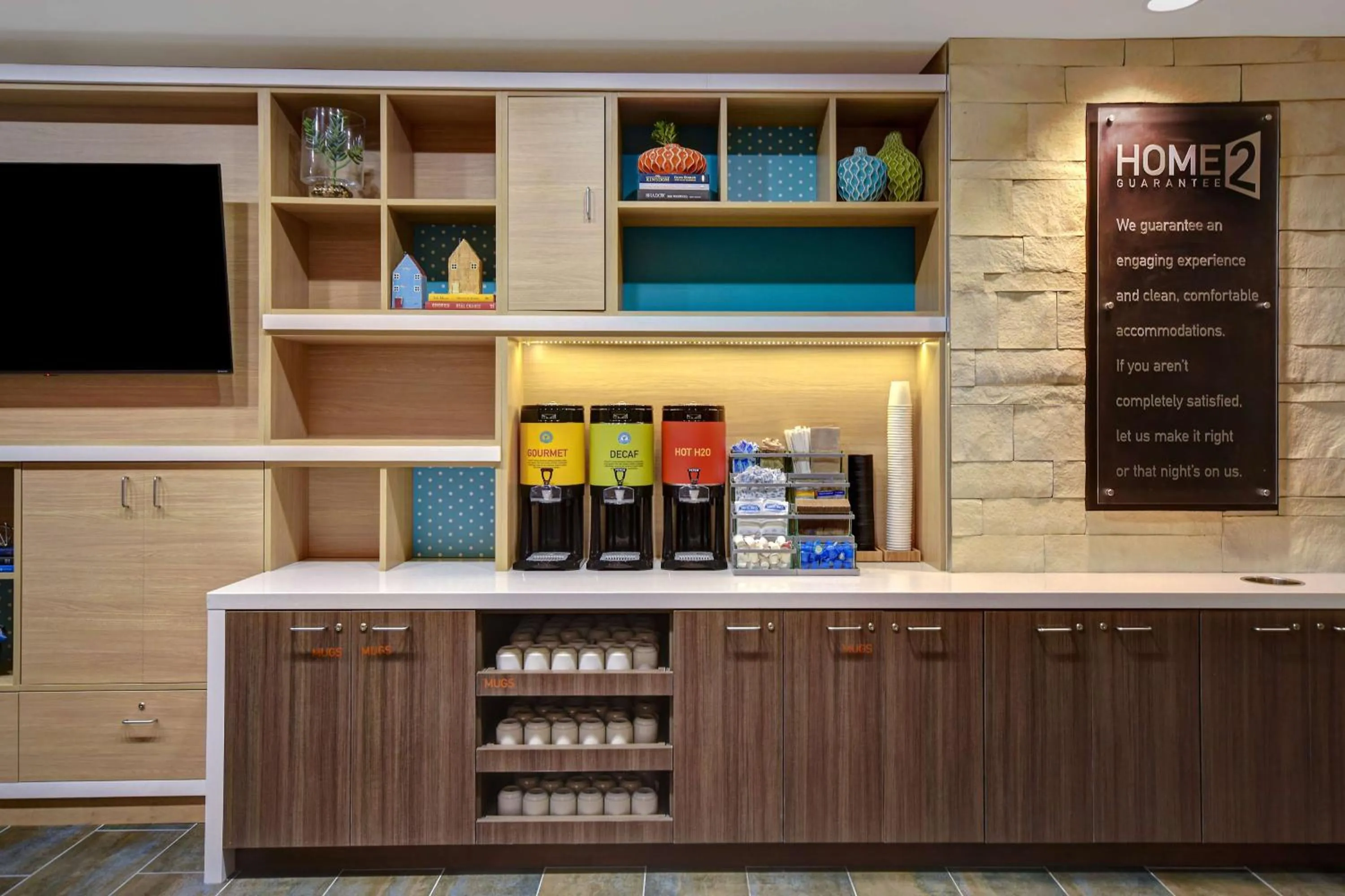 Lobby or reception in Home2 Suites East Hanover, NJ