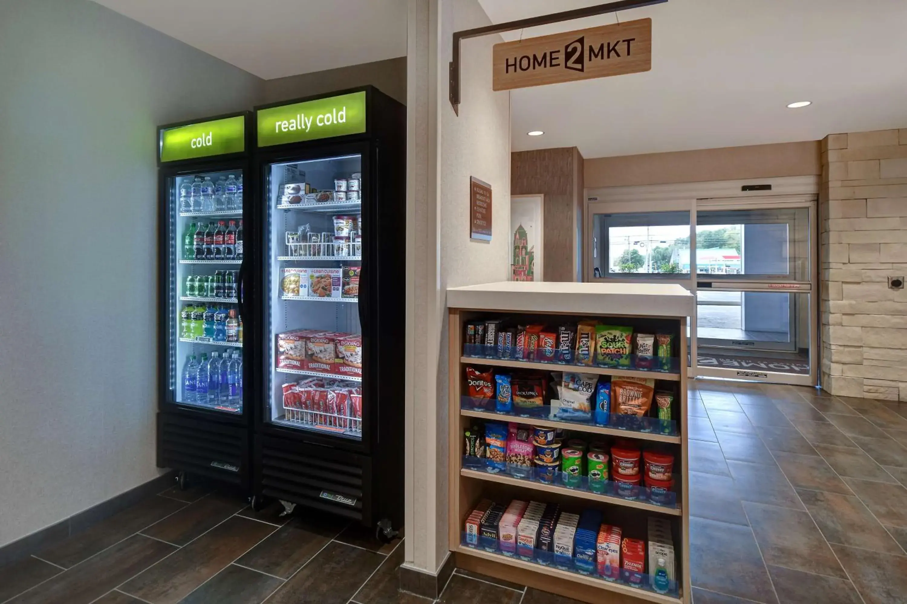 Restaurant/places to eat in Home2 Suites East Hanover, NJ Restaurant/places to eat in Home2 Suites East Hanover, NJ