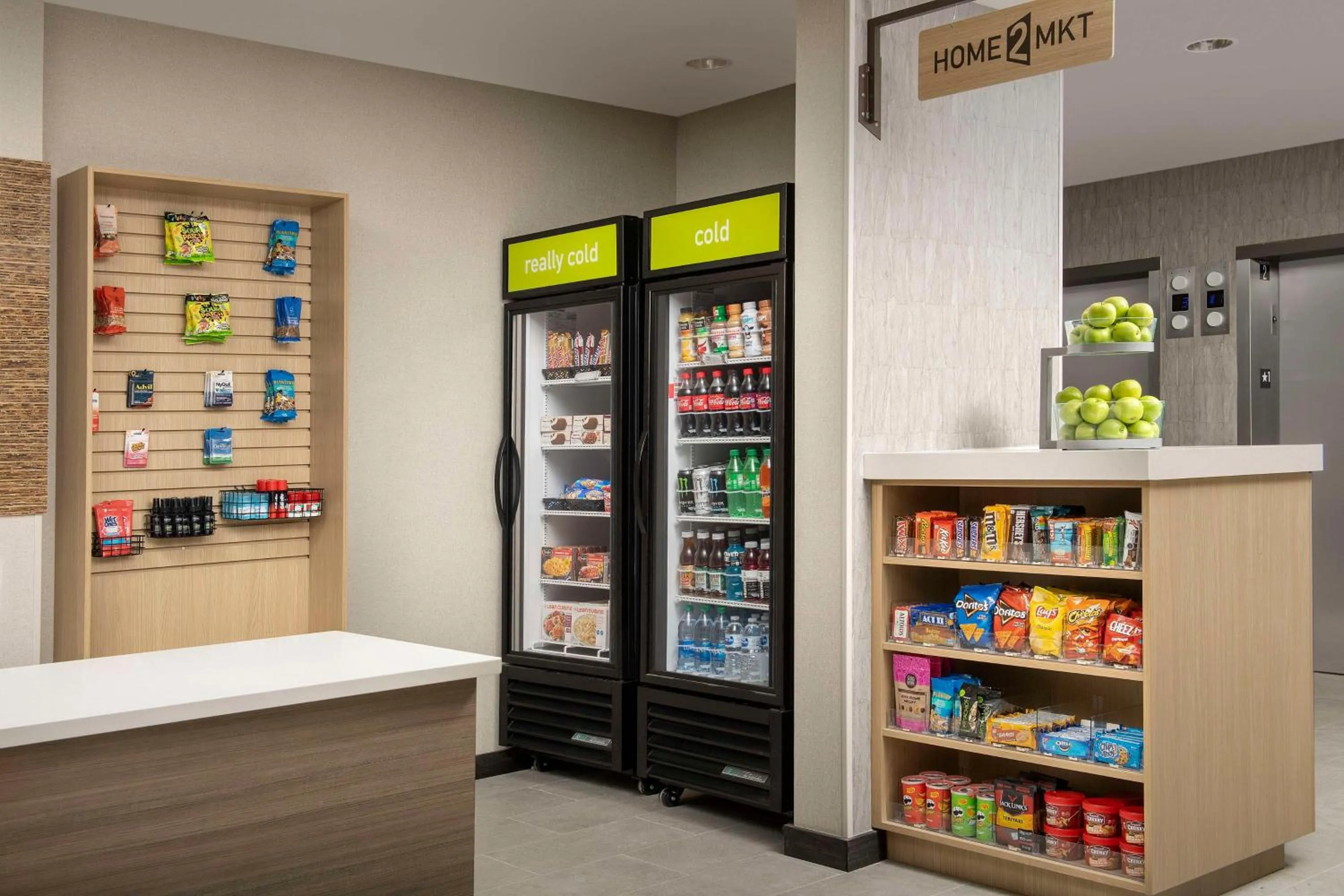 Restaurant/places to eat in Home2 Suites by Hilton Fort Myers Airport