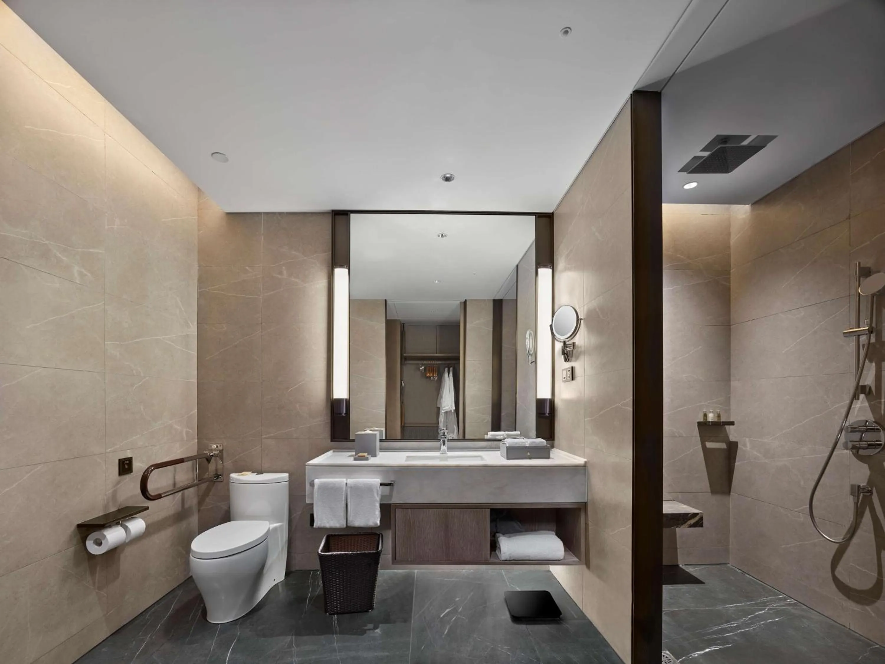 Bathroom in Hilton Jiaxing