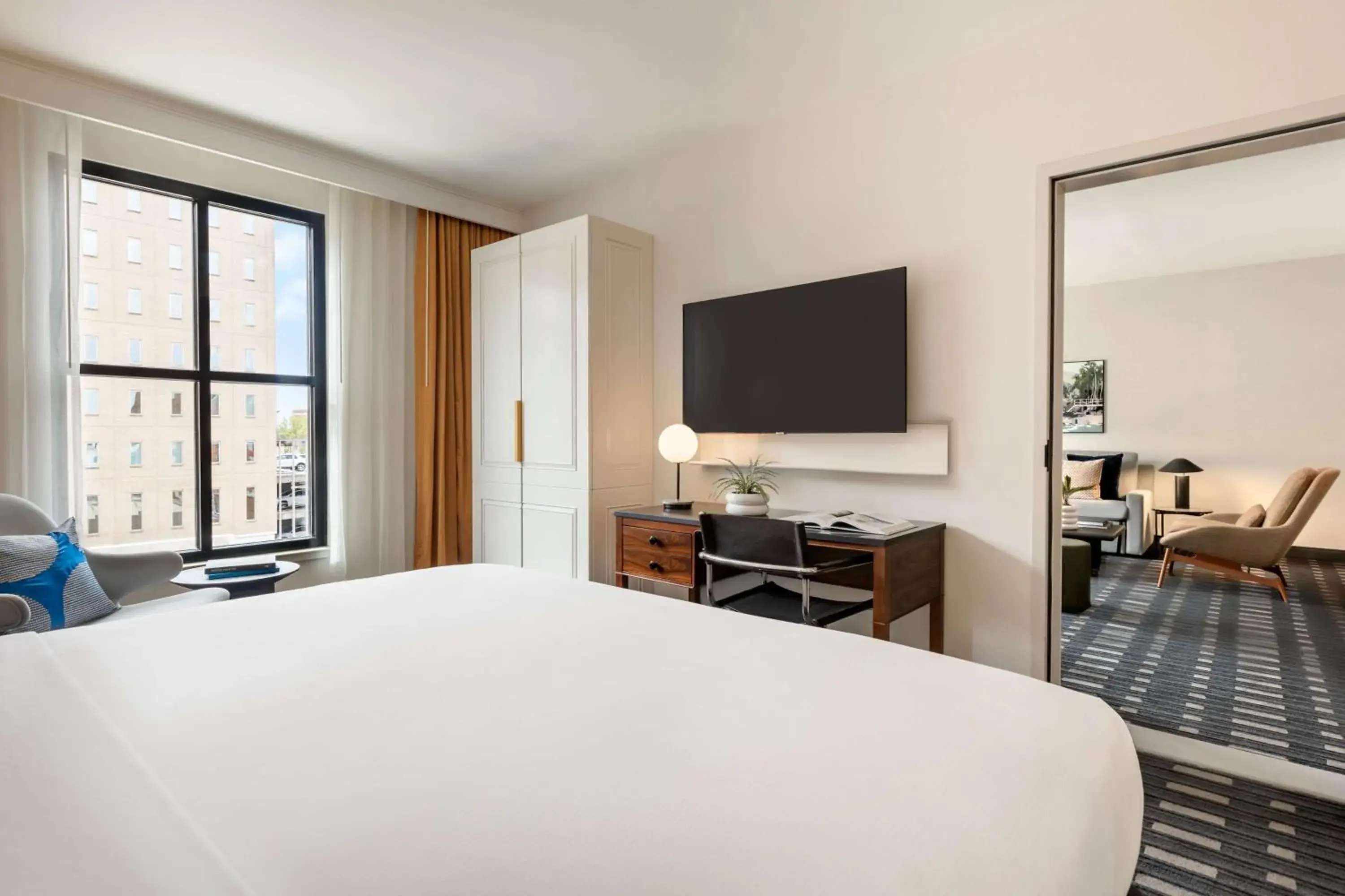 Bedroom, Bed in 106 Jefferson Huntsville, Curio Collection by Hilton Bedroom, Bed in 106 Jefferson Huntsville, Curio Collection by Hilton