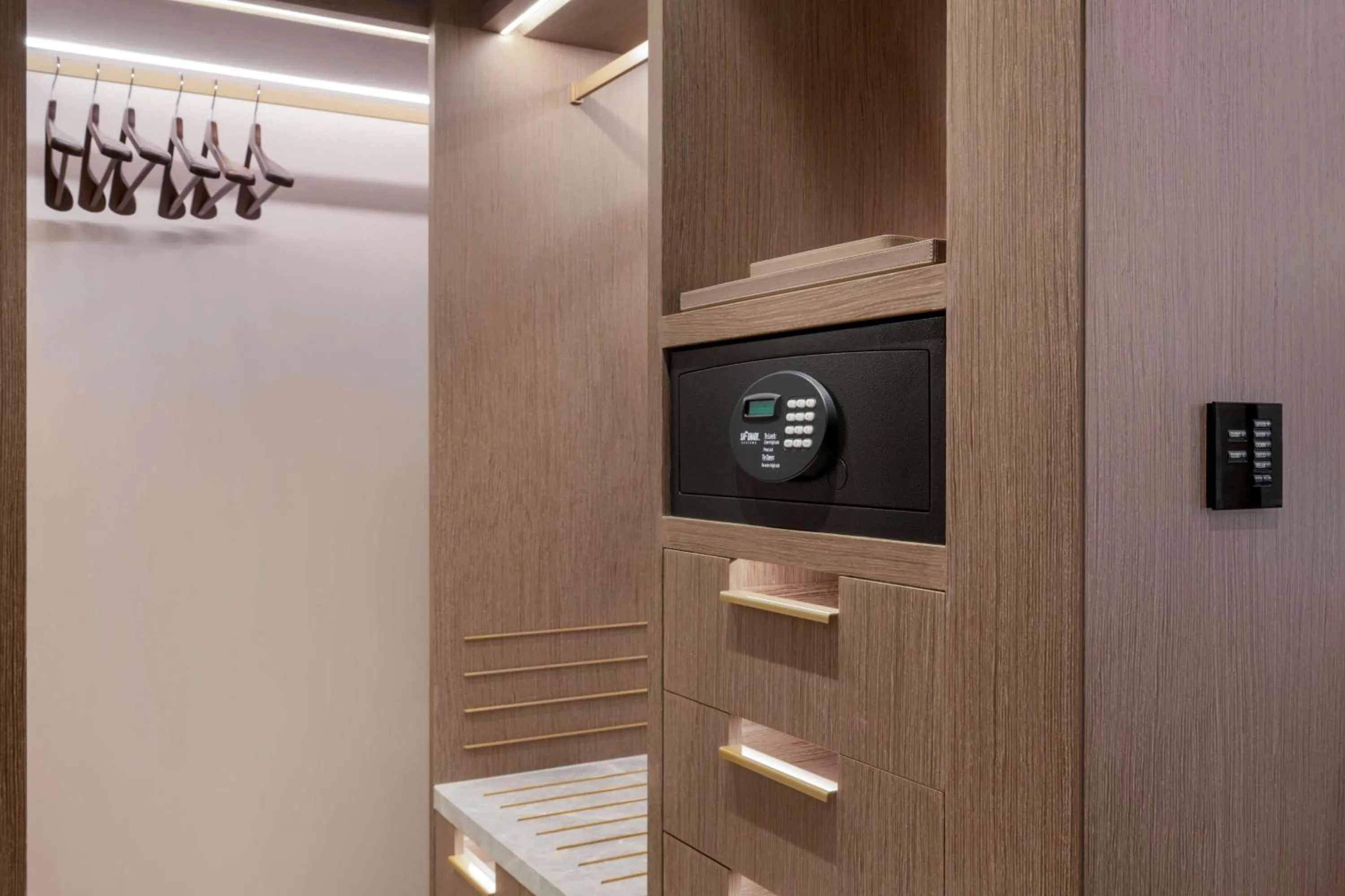 Photo of the whole room in Waldorf Astoria Kuwait