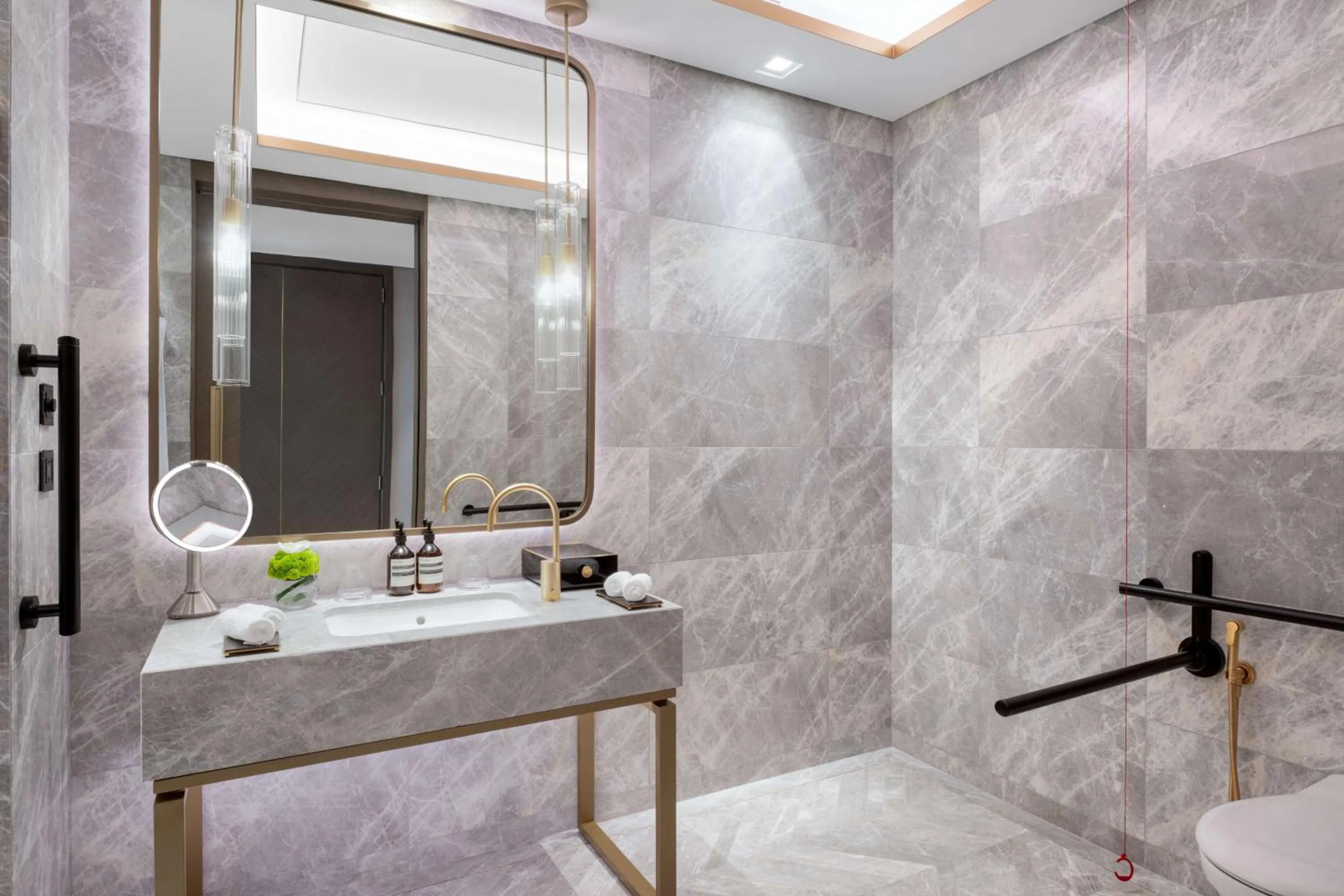 Photo of the whole room in Waldorf Astoria Kuwait