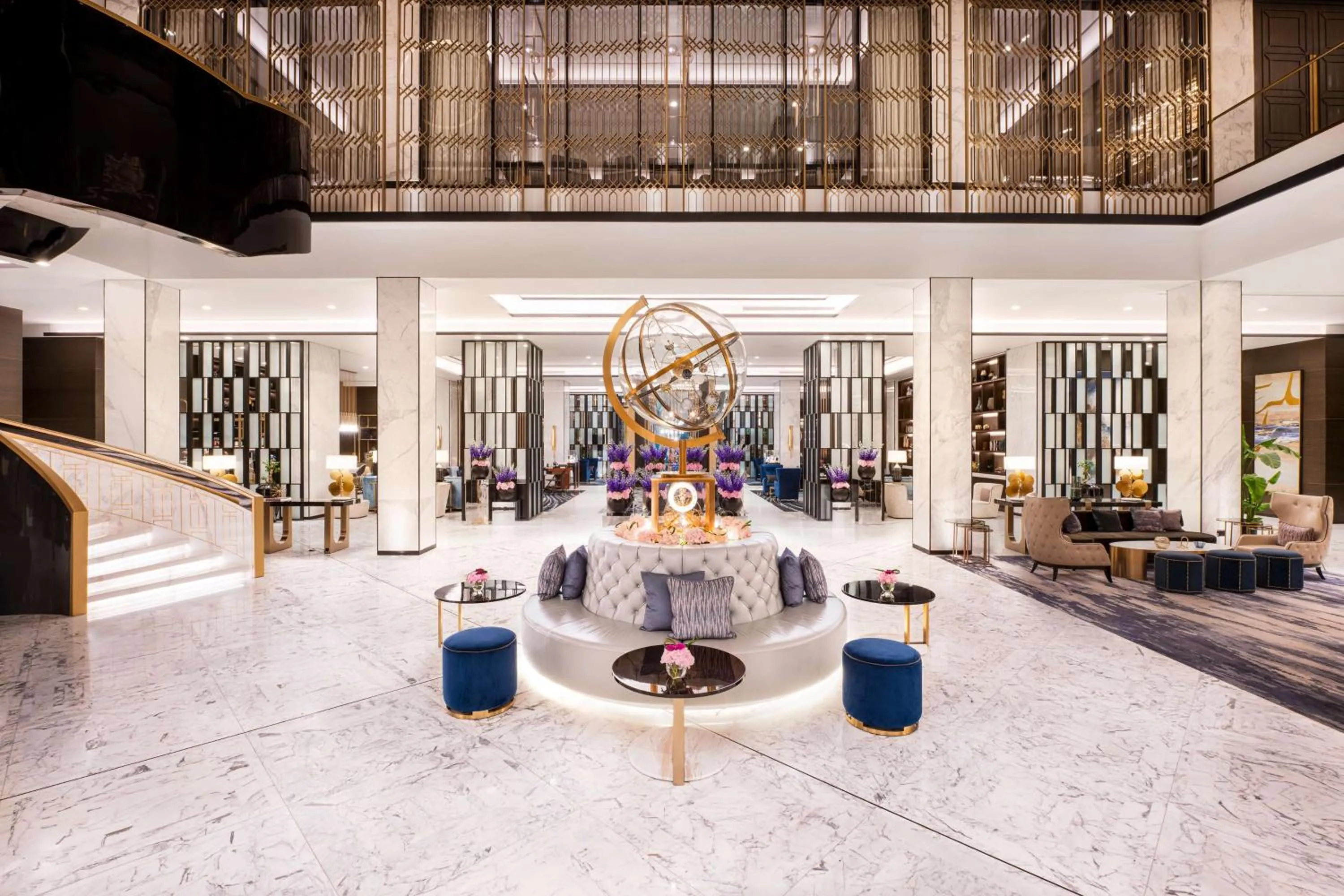 Lobby or reception in Waldorf Astoria Kuwait