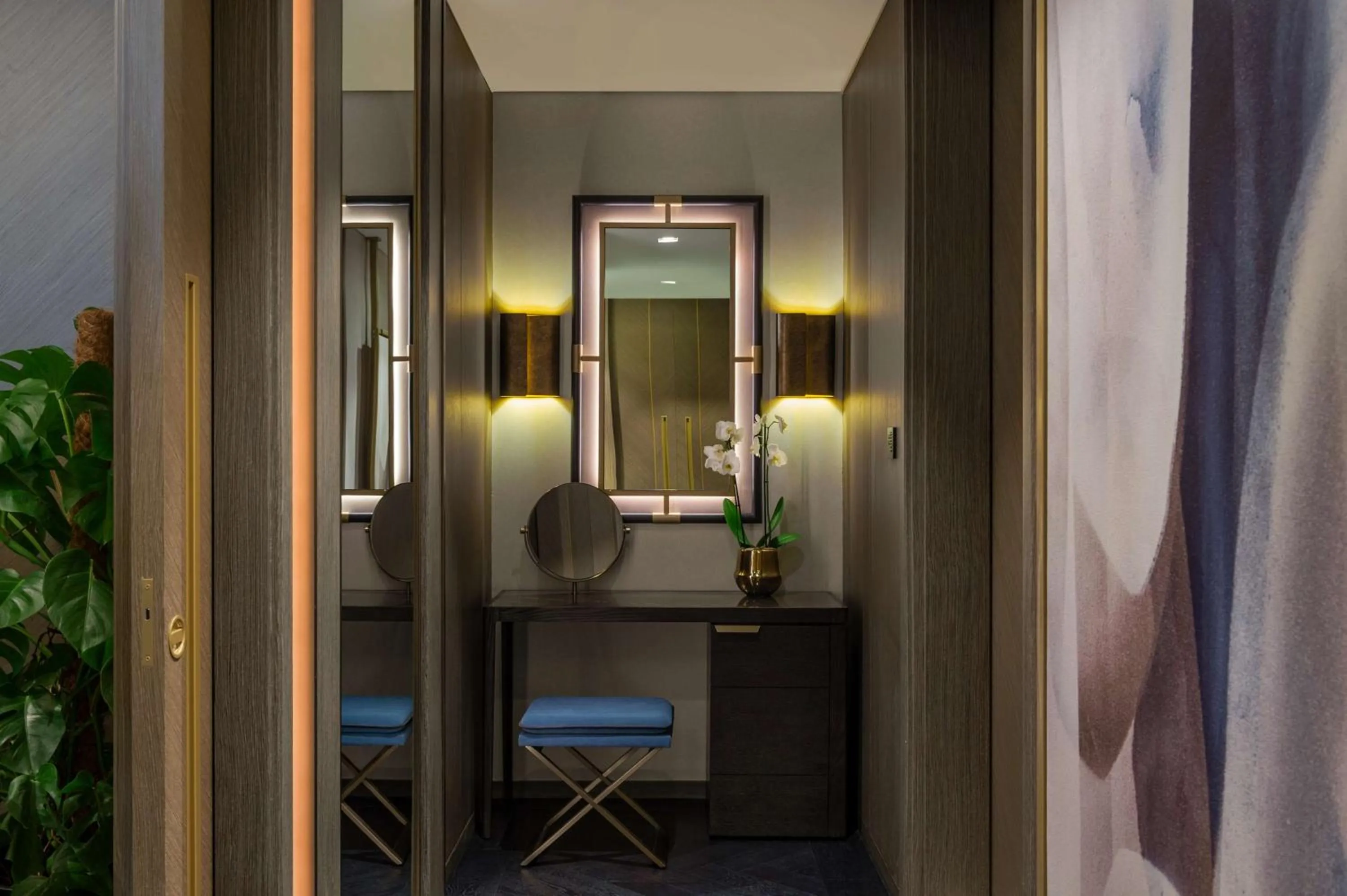 Photo of the whole room in Waldorf Astoria Kuwait