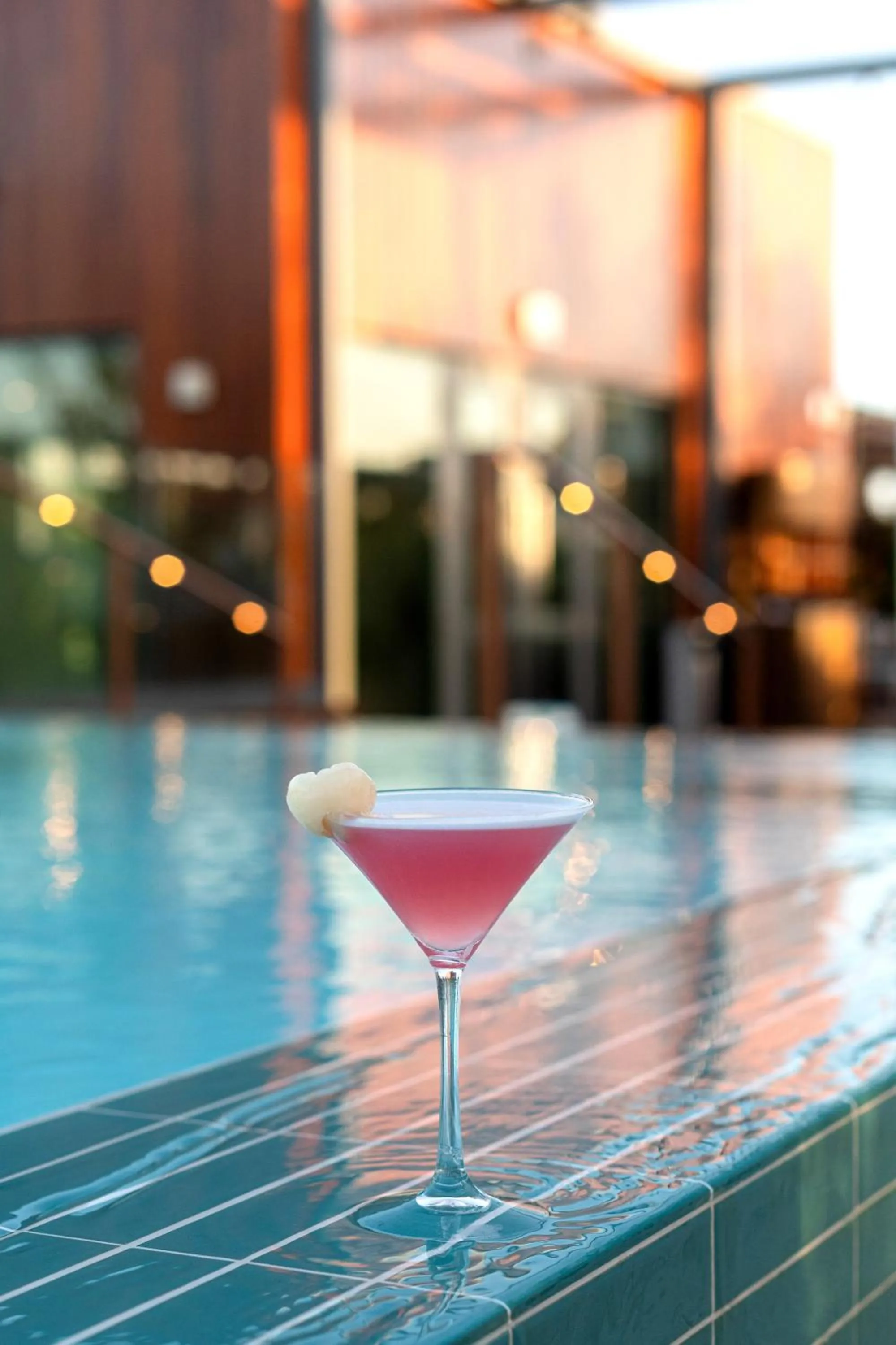 Restaurant/places to eat in The Ray Hotel Delray Beach, Curio Collection By Hilton