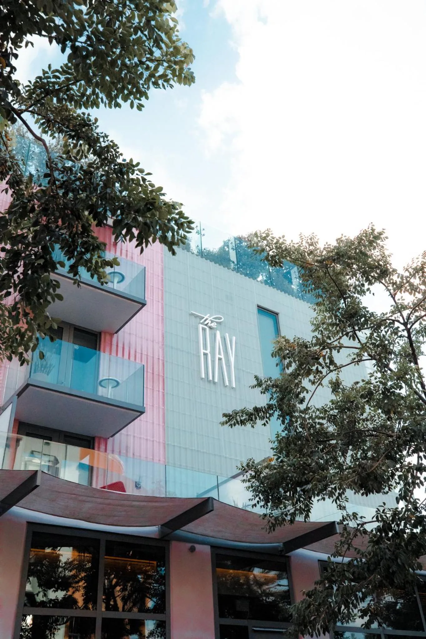 Property building in The Ray Hotel Delray Beach, Curio Collection By Hilton