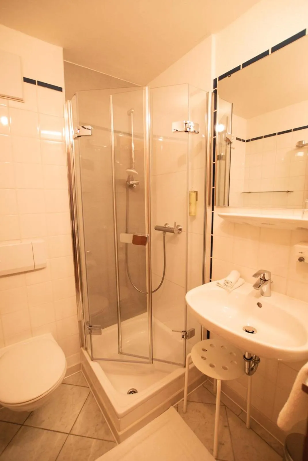 Shower in Hotel am Main