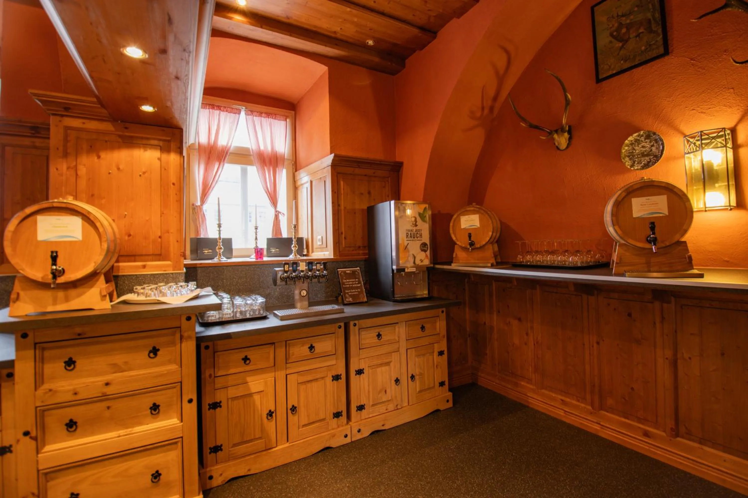 Restaurant/places to eat in Hotel Schloss Nebra