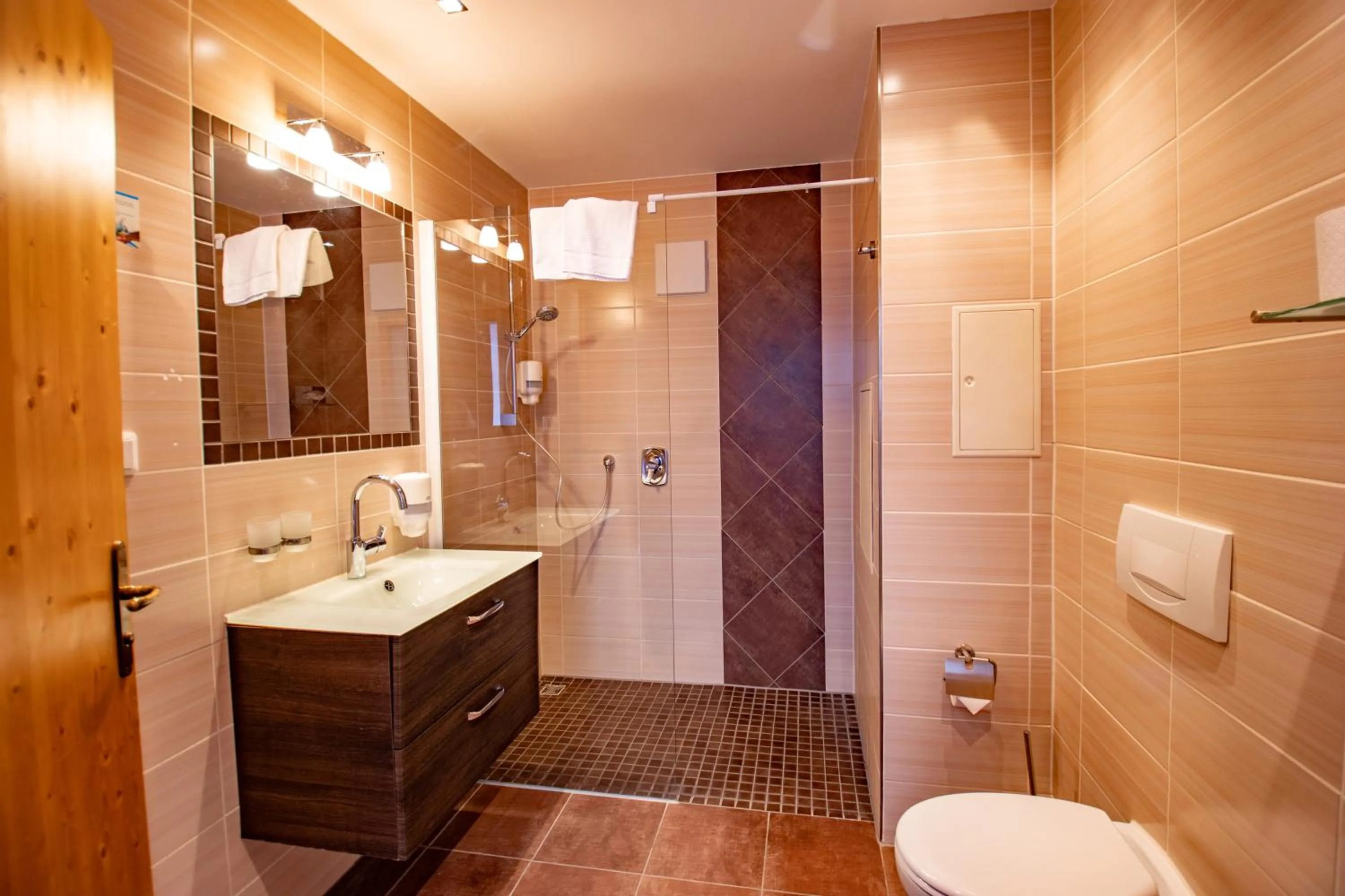 Photo of the whole room in Hotel Schloss Nebra