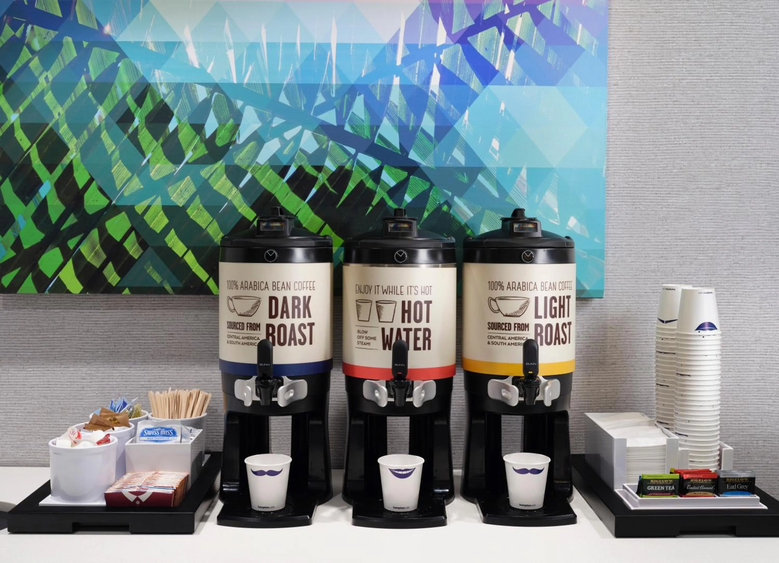 Coffee/tea facilities in Hampton Inn Pinellas Park St Petersburg, Fl