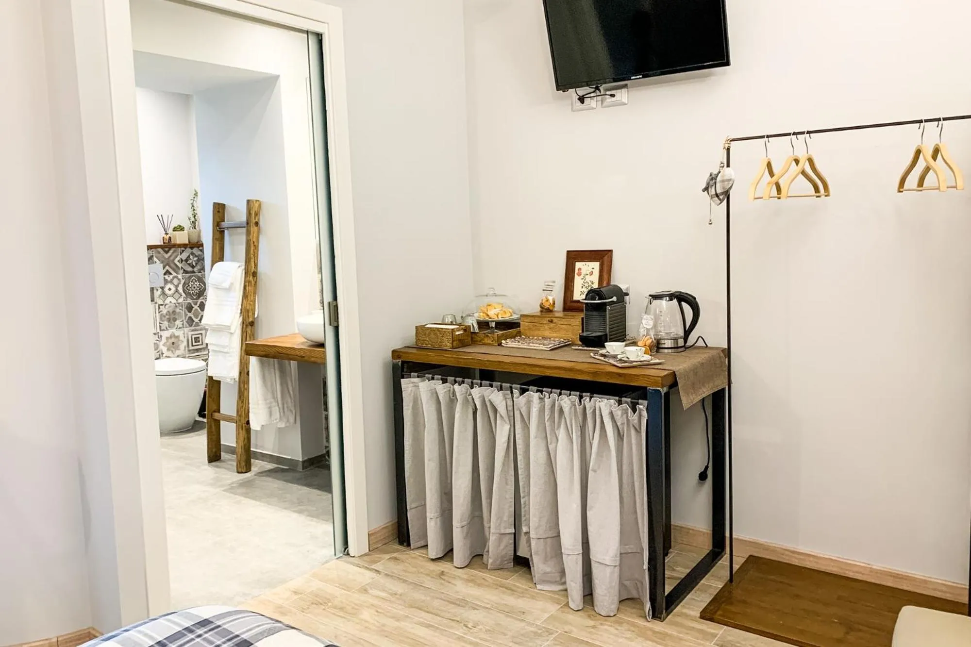 TV and multimedia in Locanda Vecchio Cipresso