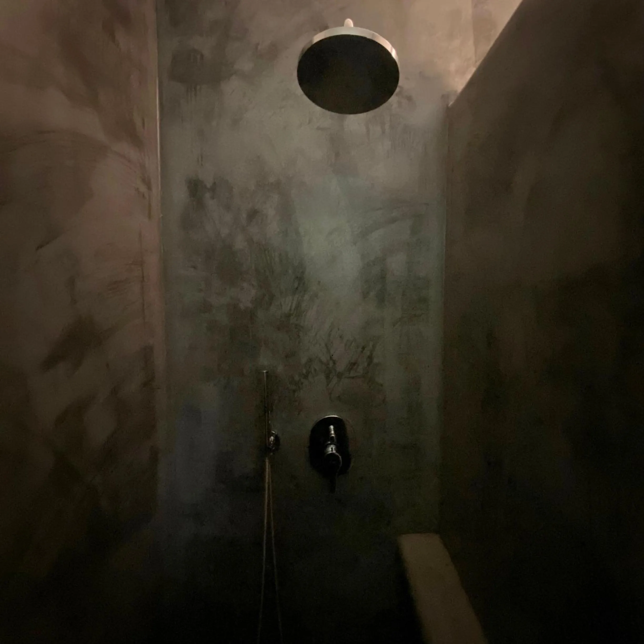 Shower in Canyon Santorini