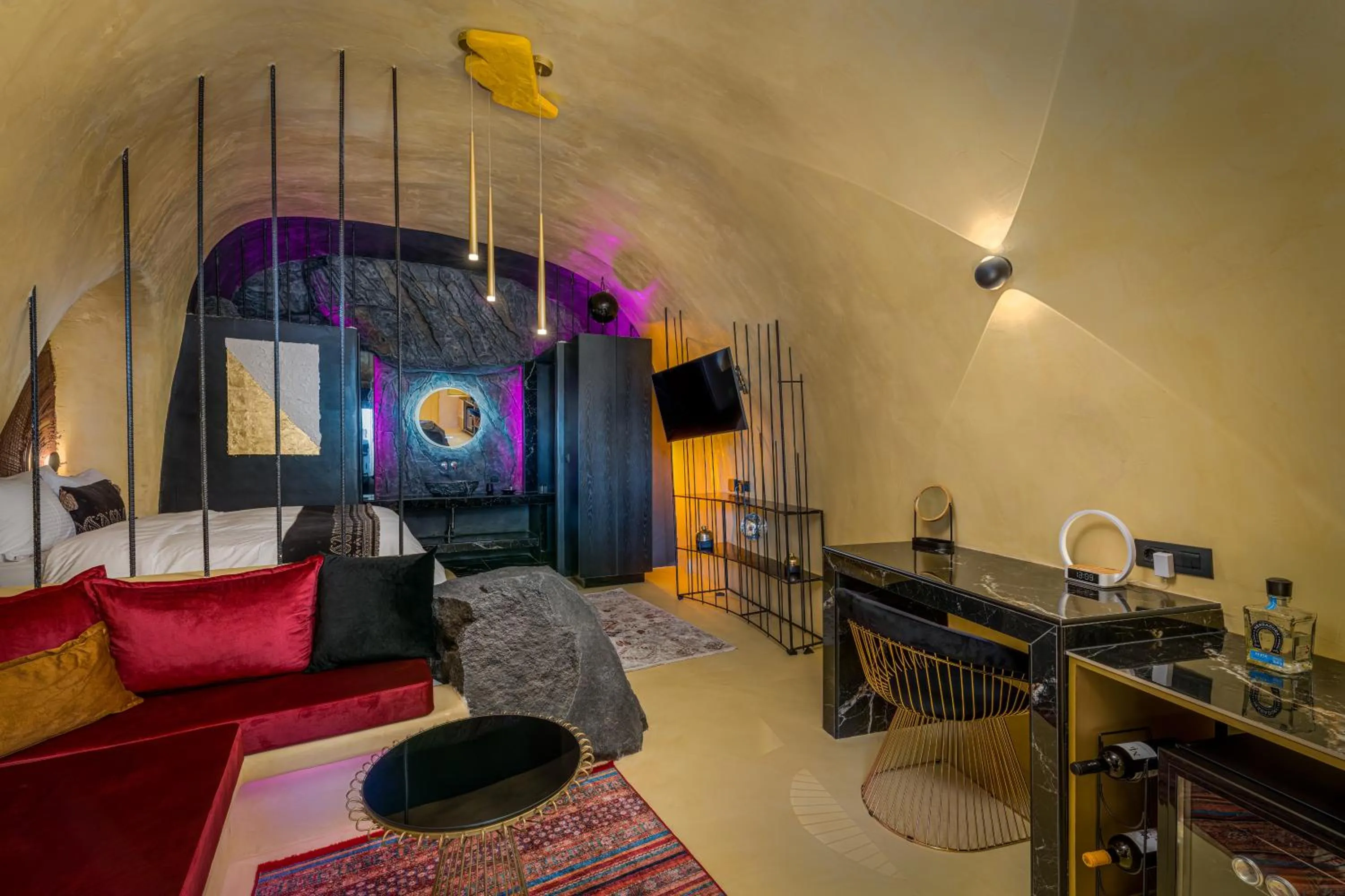 Living room in Canyon Santorini