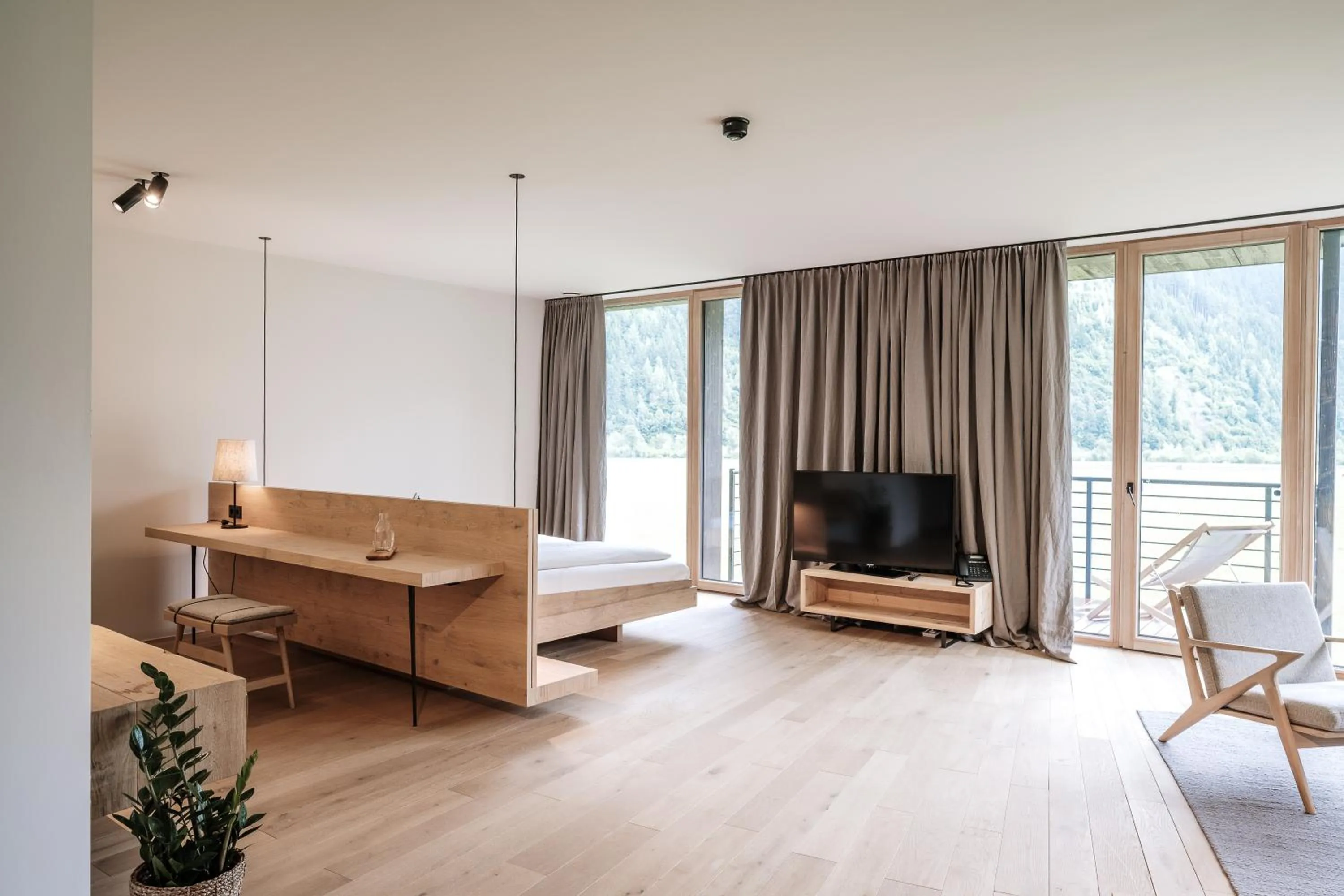 Bedroom in zelloon boutique hotel