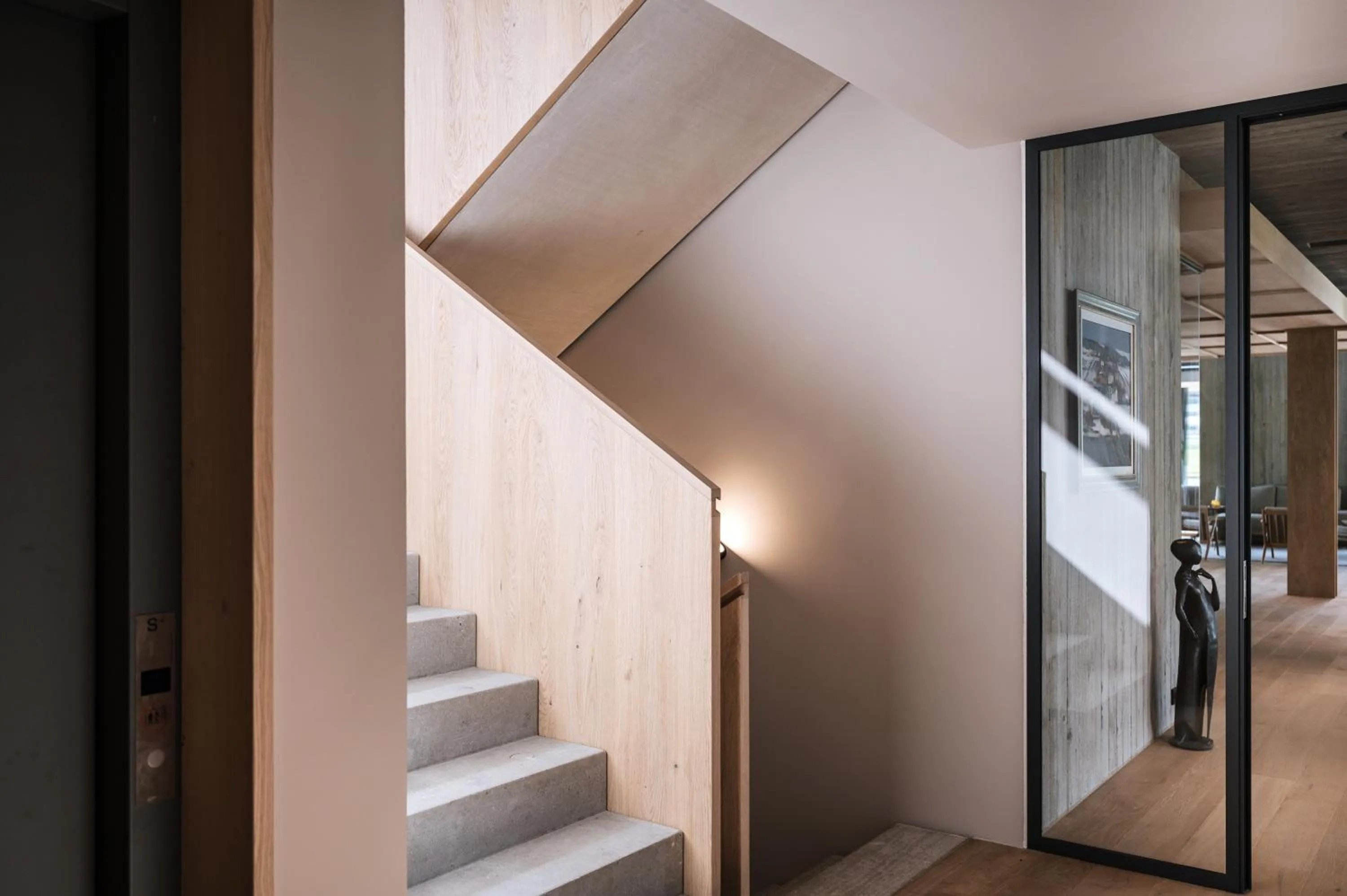 Decorative detail in zelloon boutique hotel