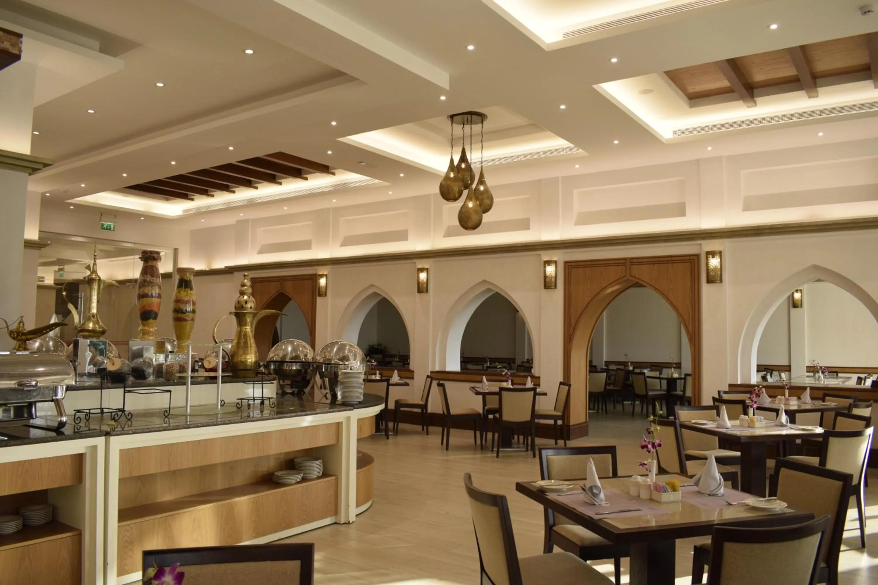 Restaurant/places to eat in Lou'lou'a Beach Resort Sharjah